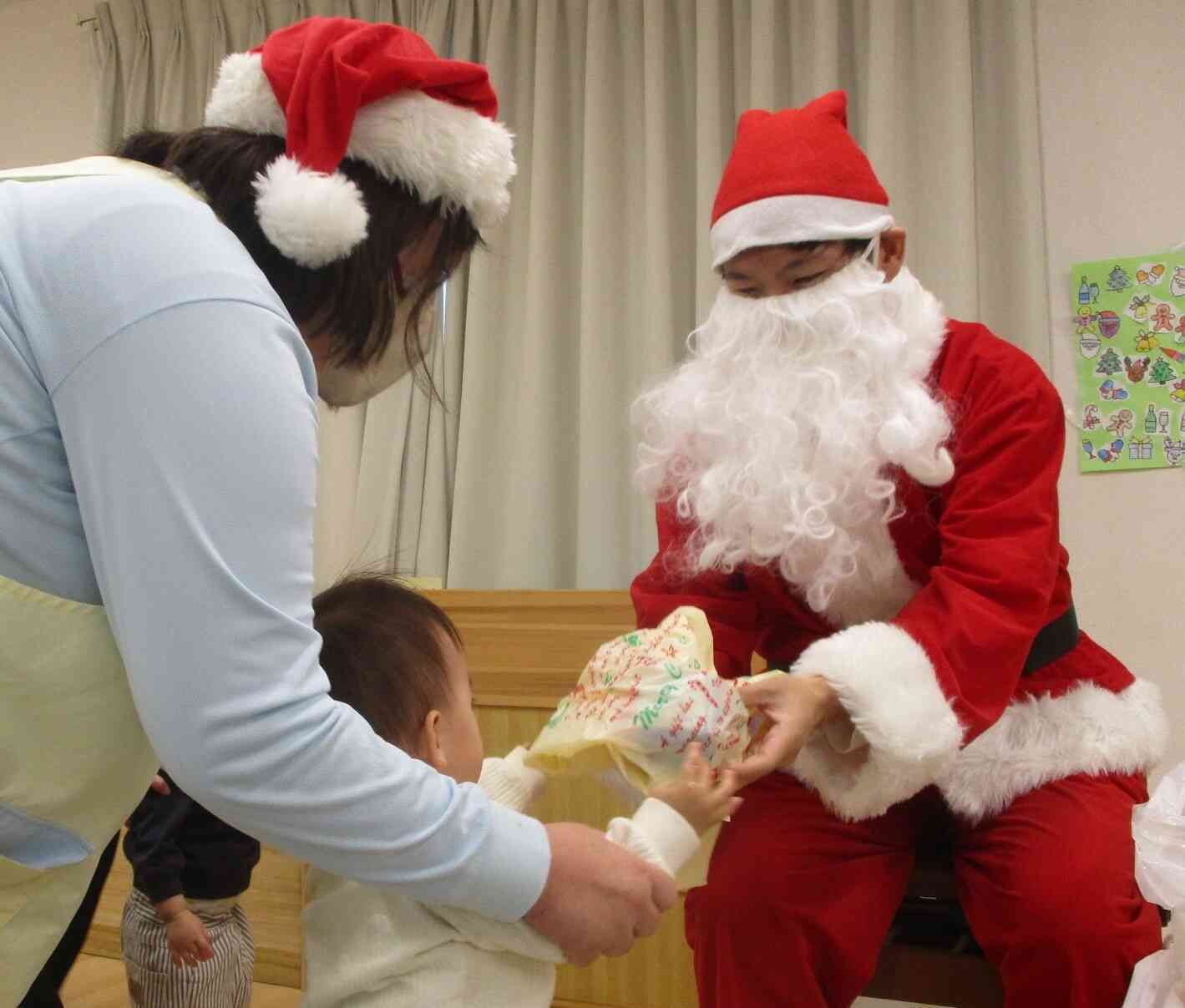 サンタさんからのクリスマスプレゼント♪