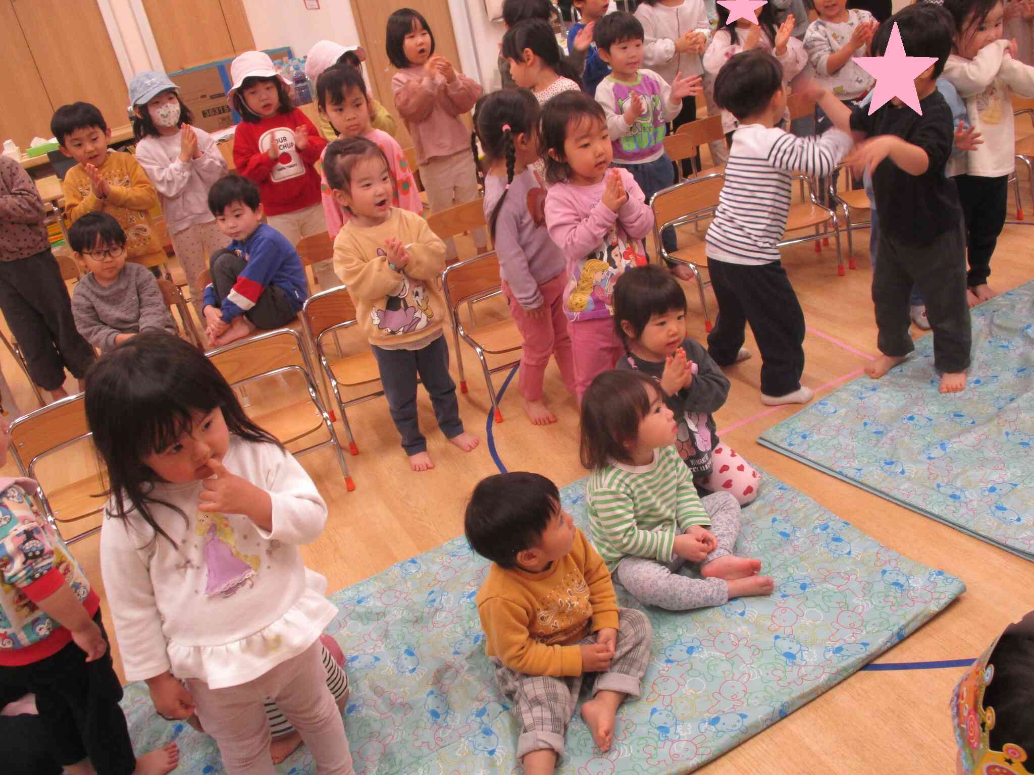 みんなでお祝い　ハッピーバースデー♪