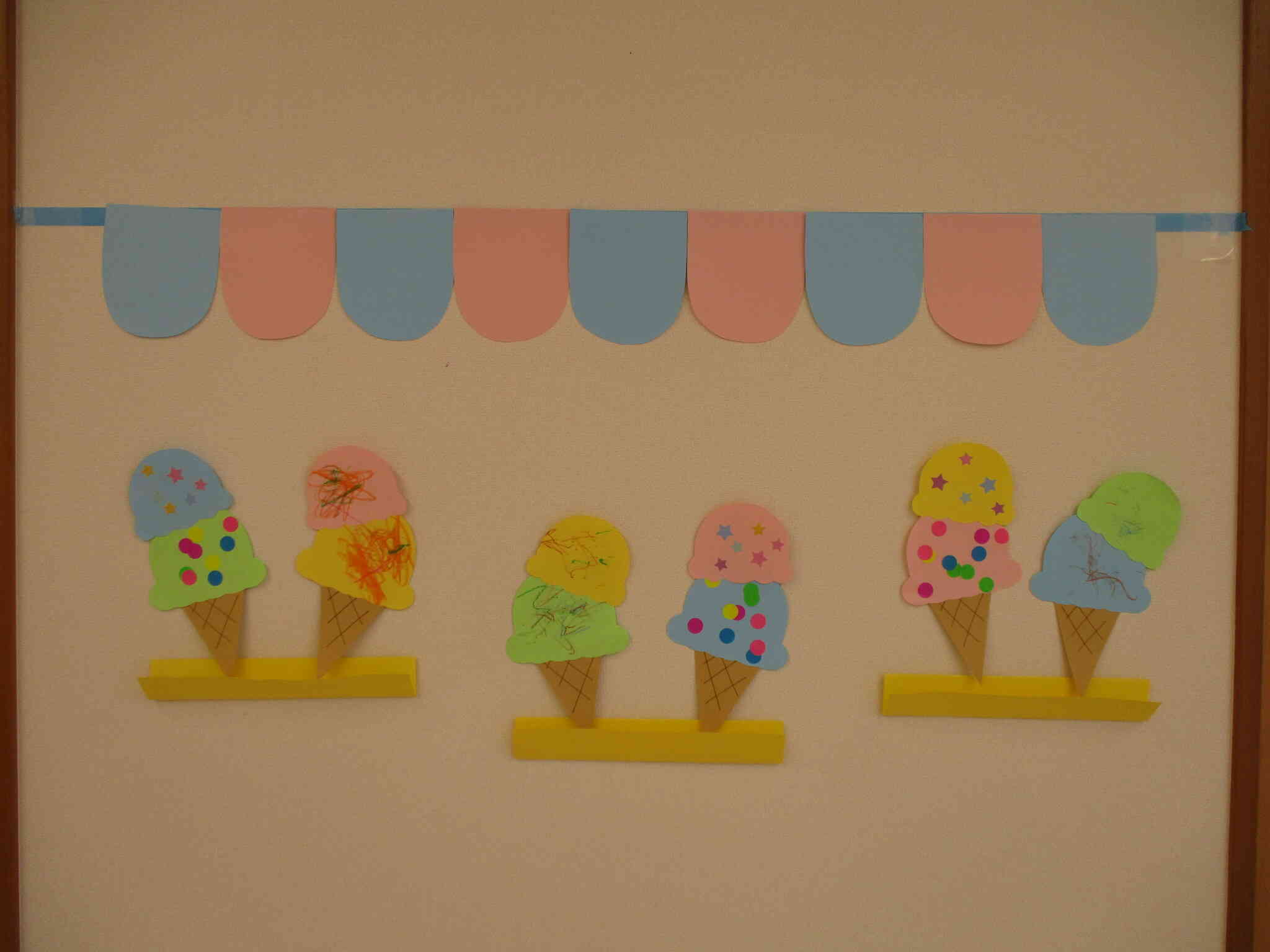 あひる組製作あそび　『アイスクリーム』