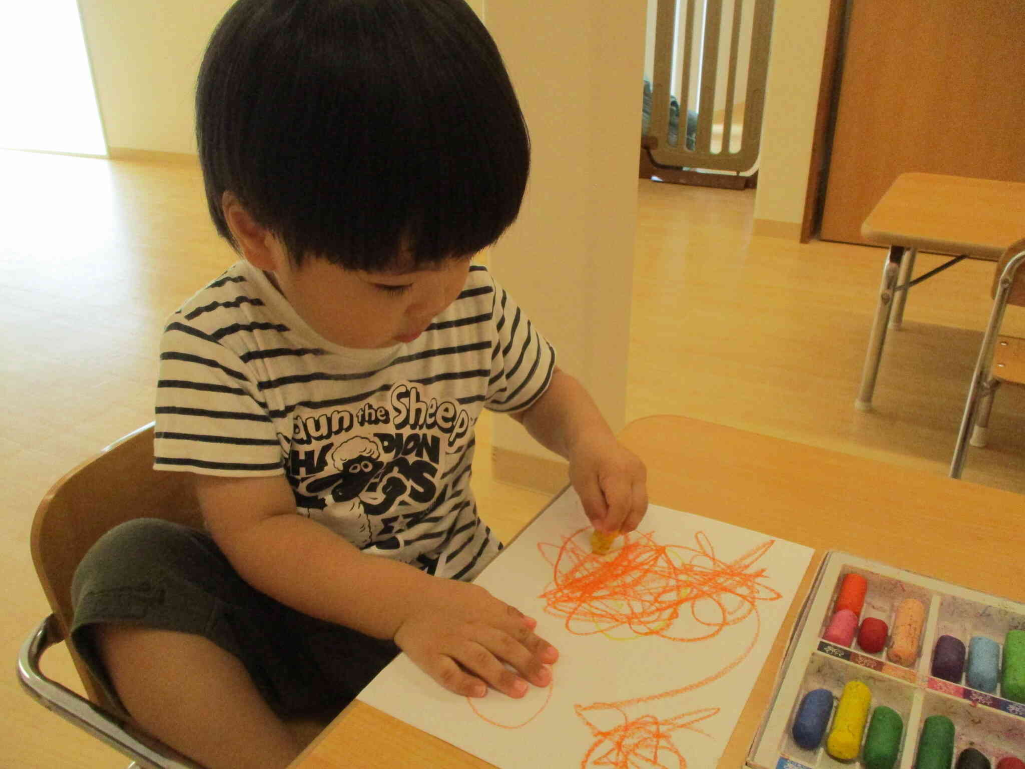 あひる組　9月の製作あそび（とんぼ）