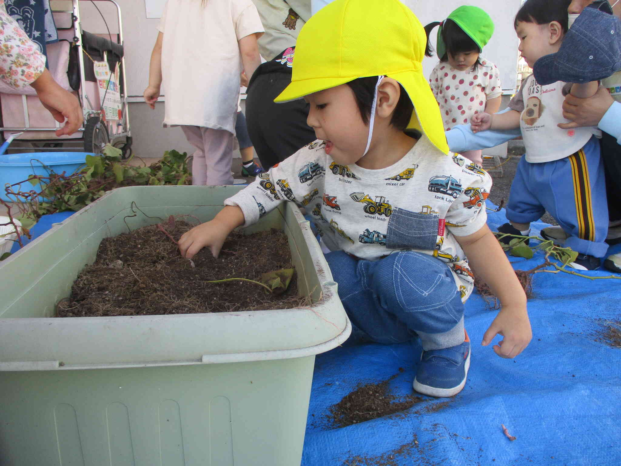 もっと掘ってみると・・・