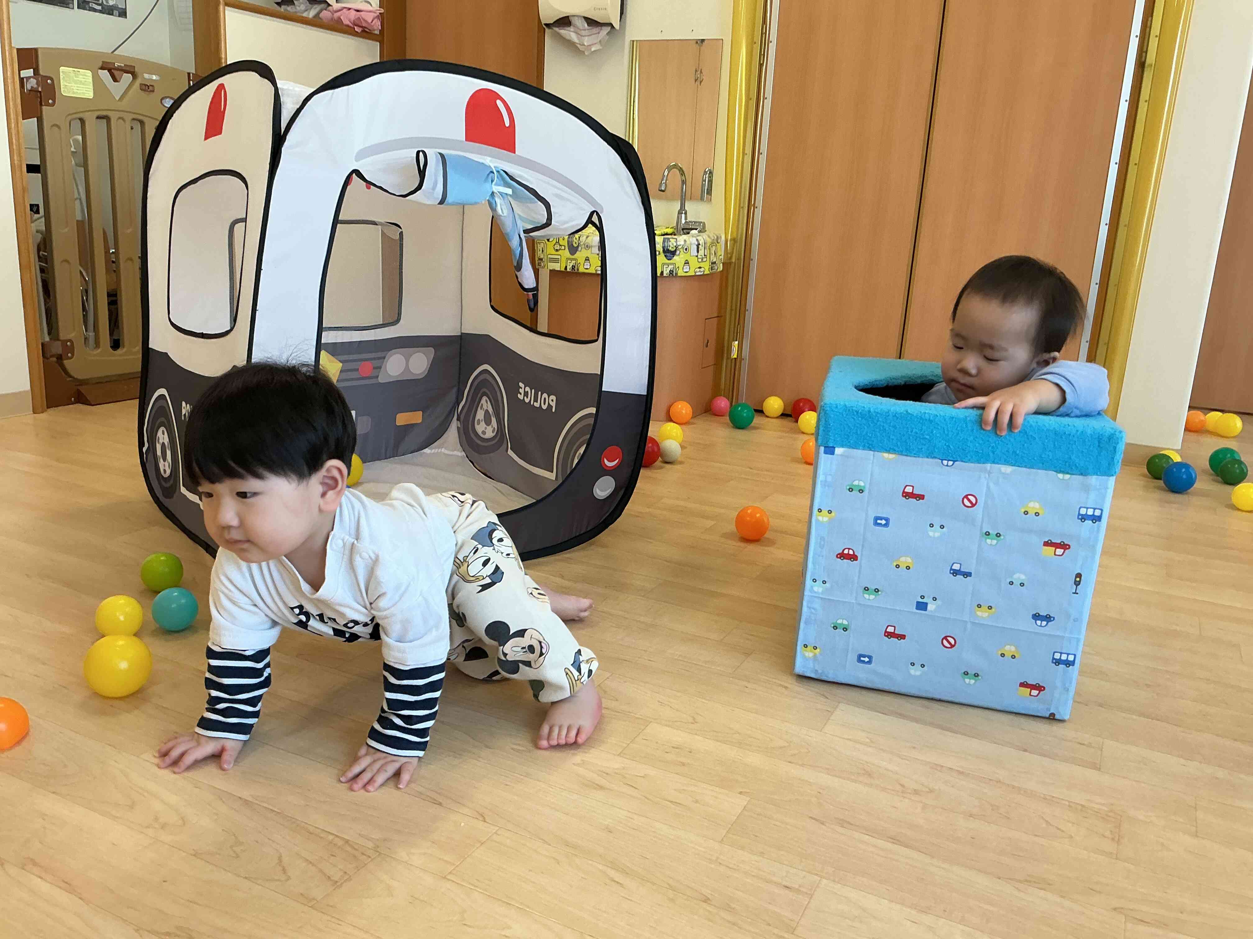 ボールプールしたよ(ひよこ組)