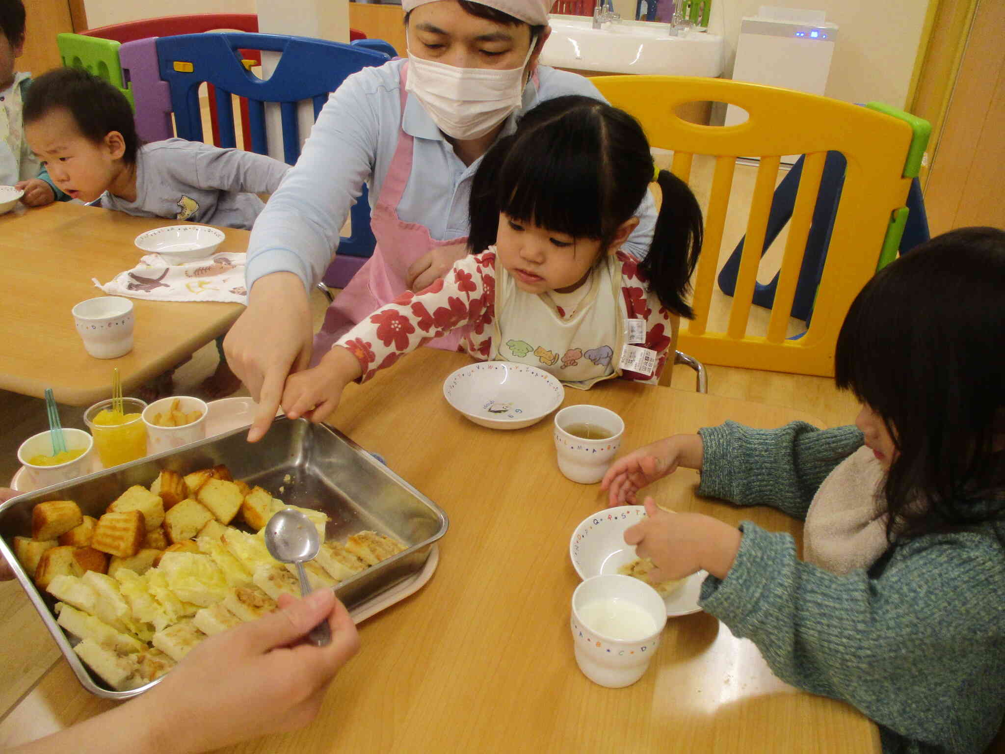 今日のおやつは～　　　バイキング～！