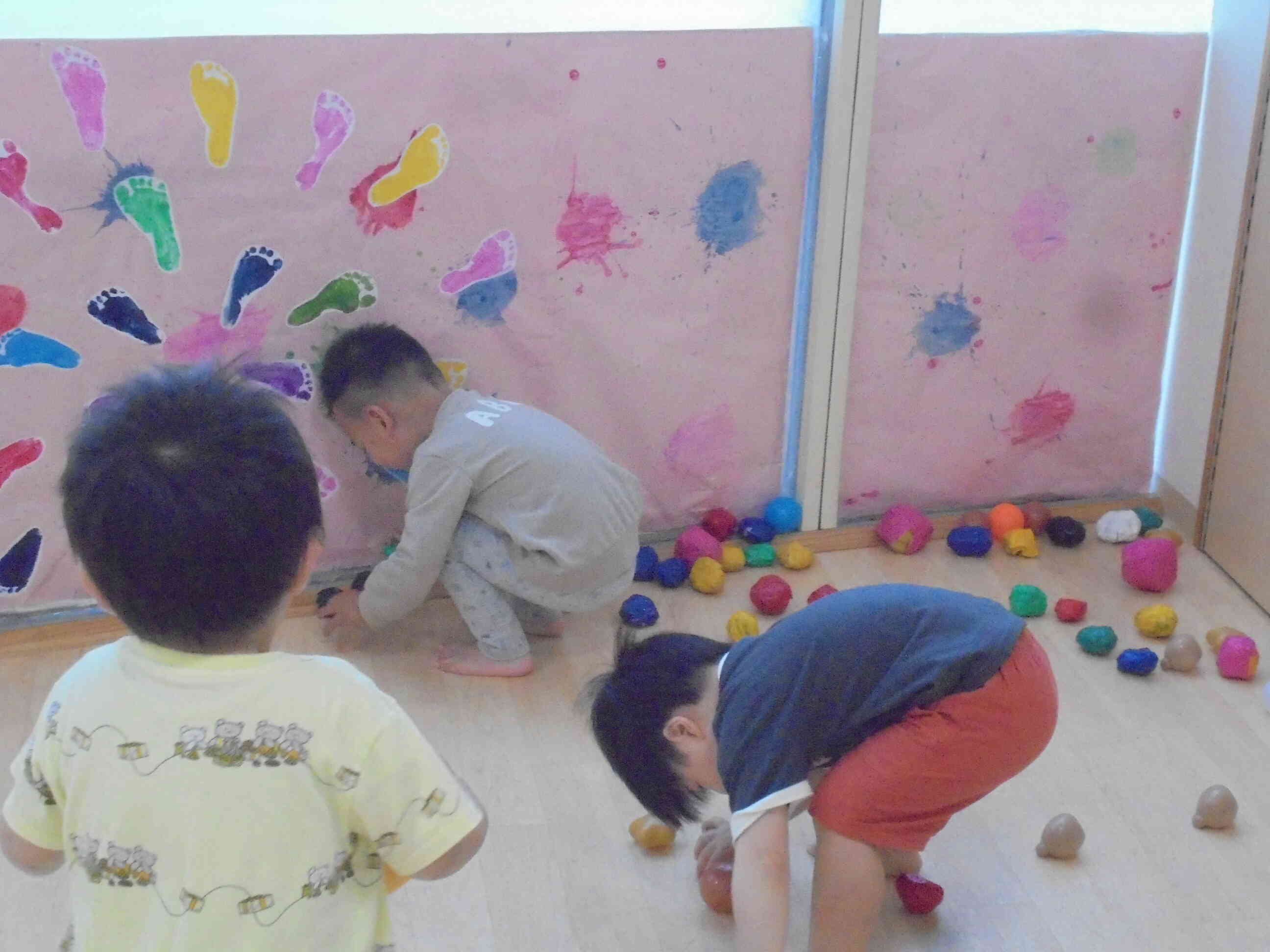 いろんな素材のボール遊び