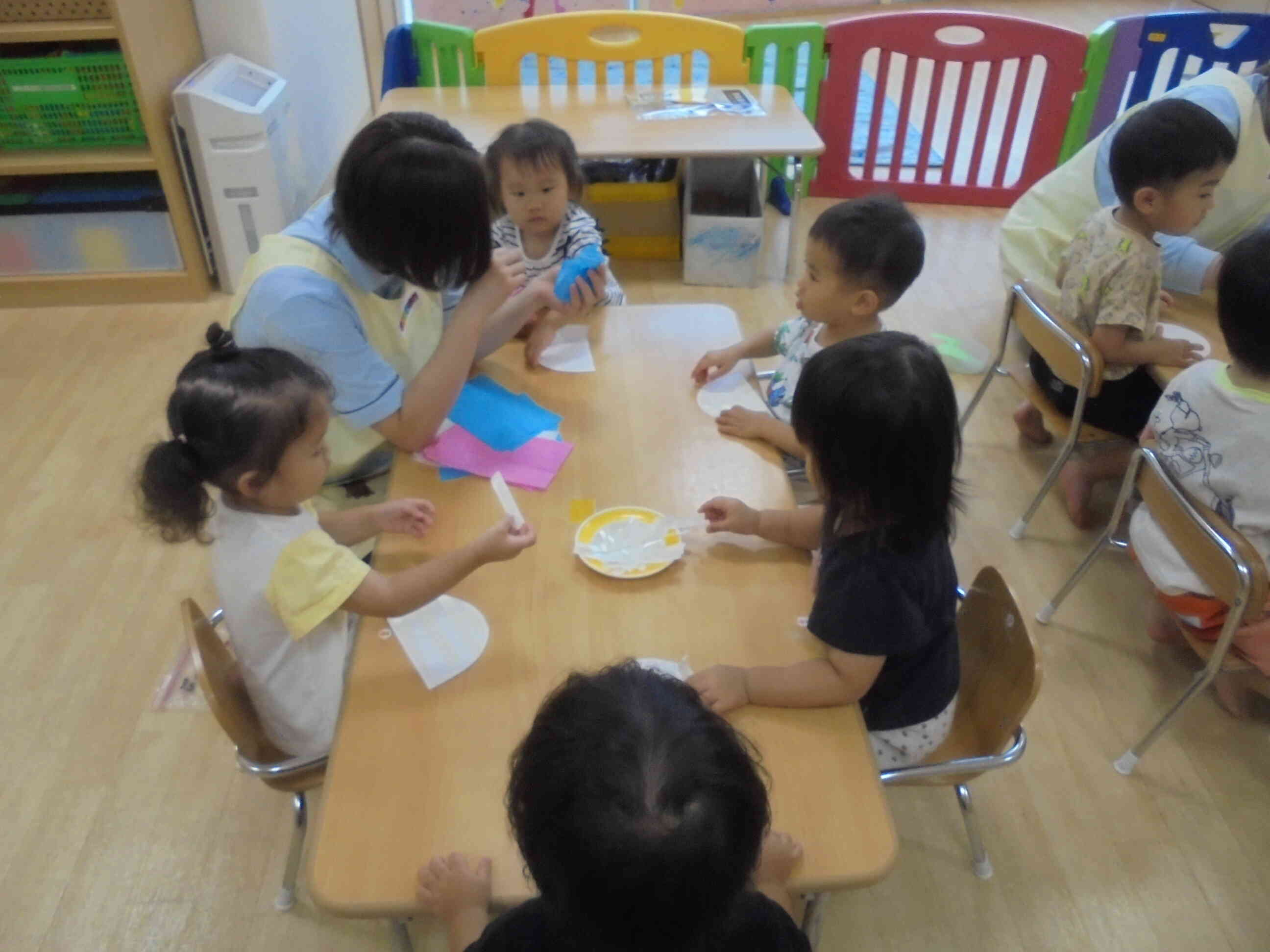 こちらでも会議中