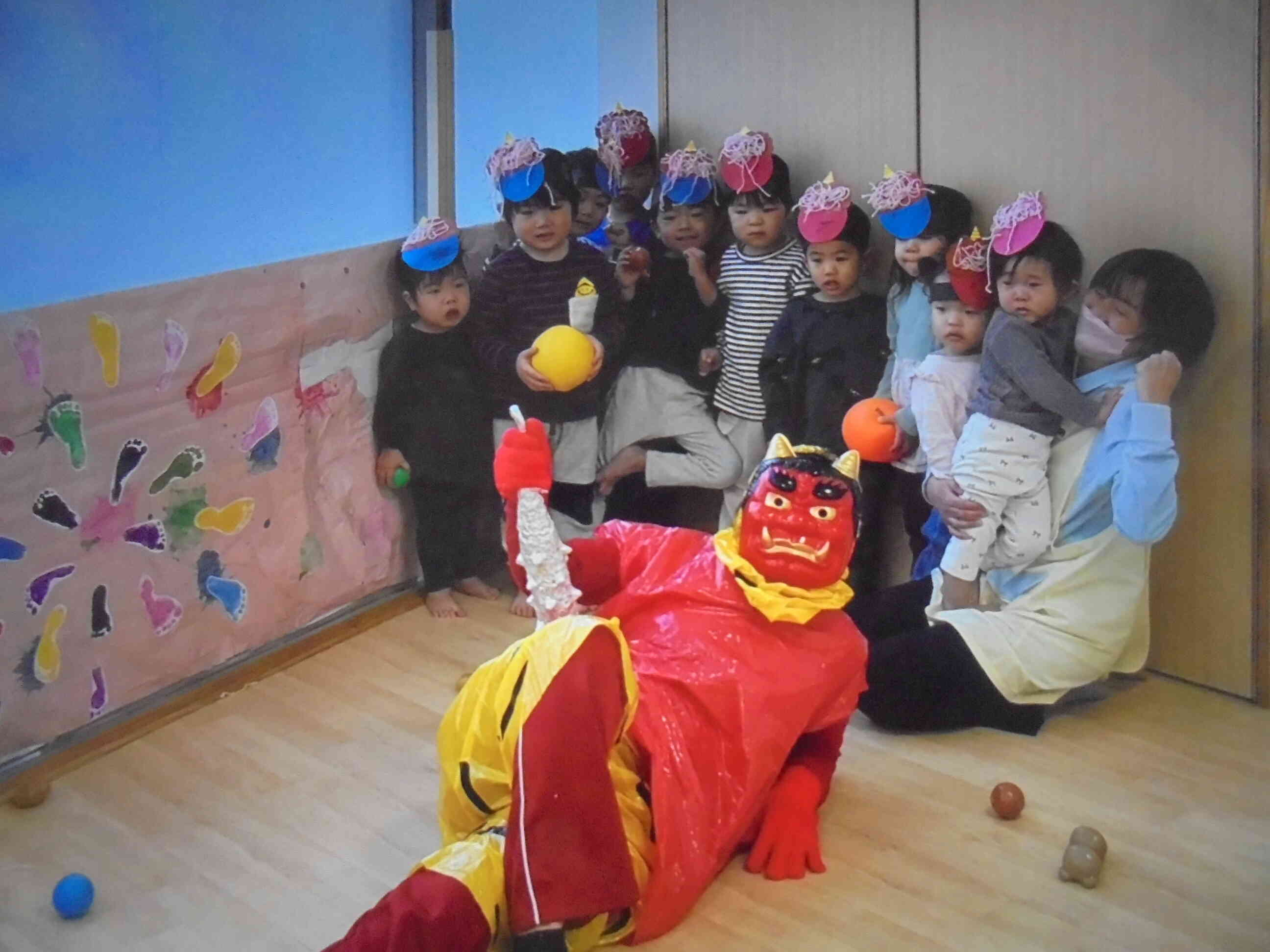 お、お、鬼さん登場！