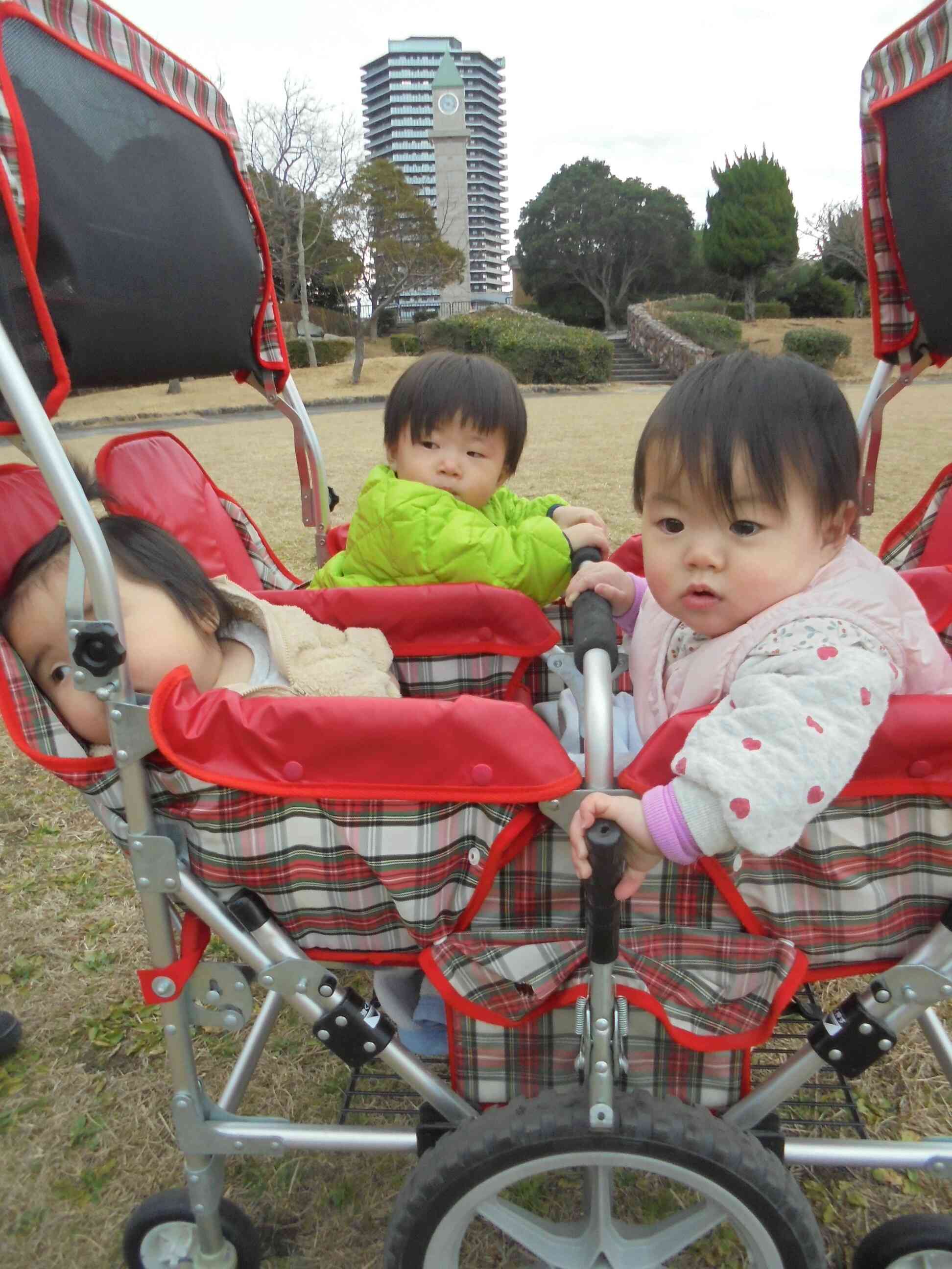 芝生の広場は気持ちいいね！
