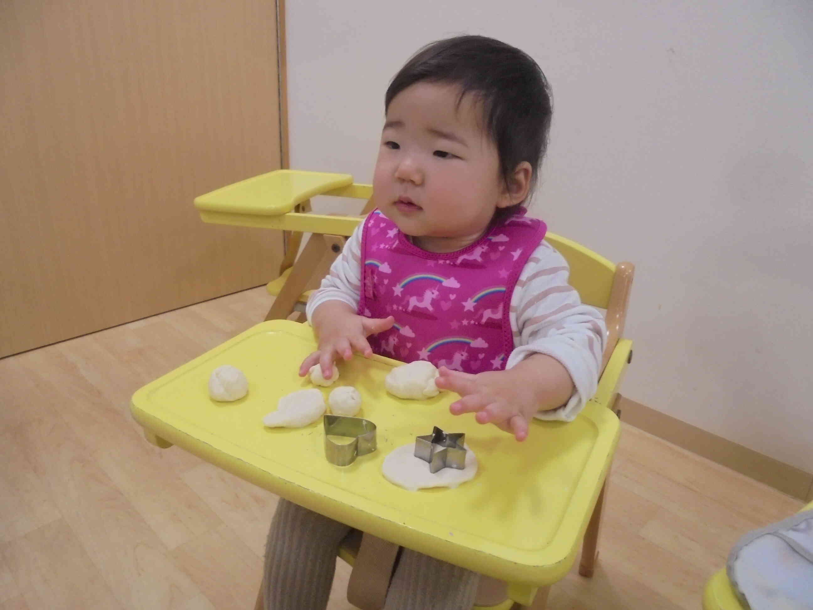 ０歳児ひよこ組さんも作ったよ！