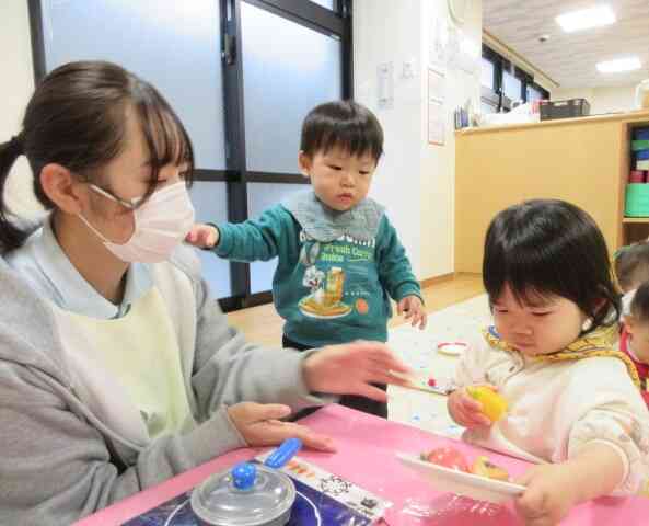 ままごと遊び！！（０歳児クラス）