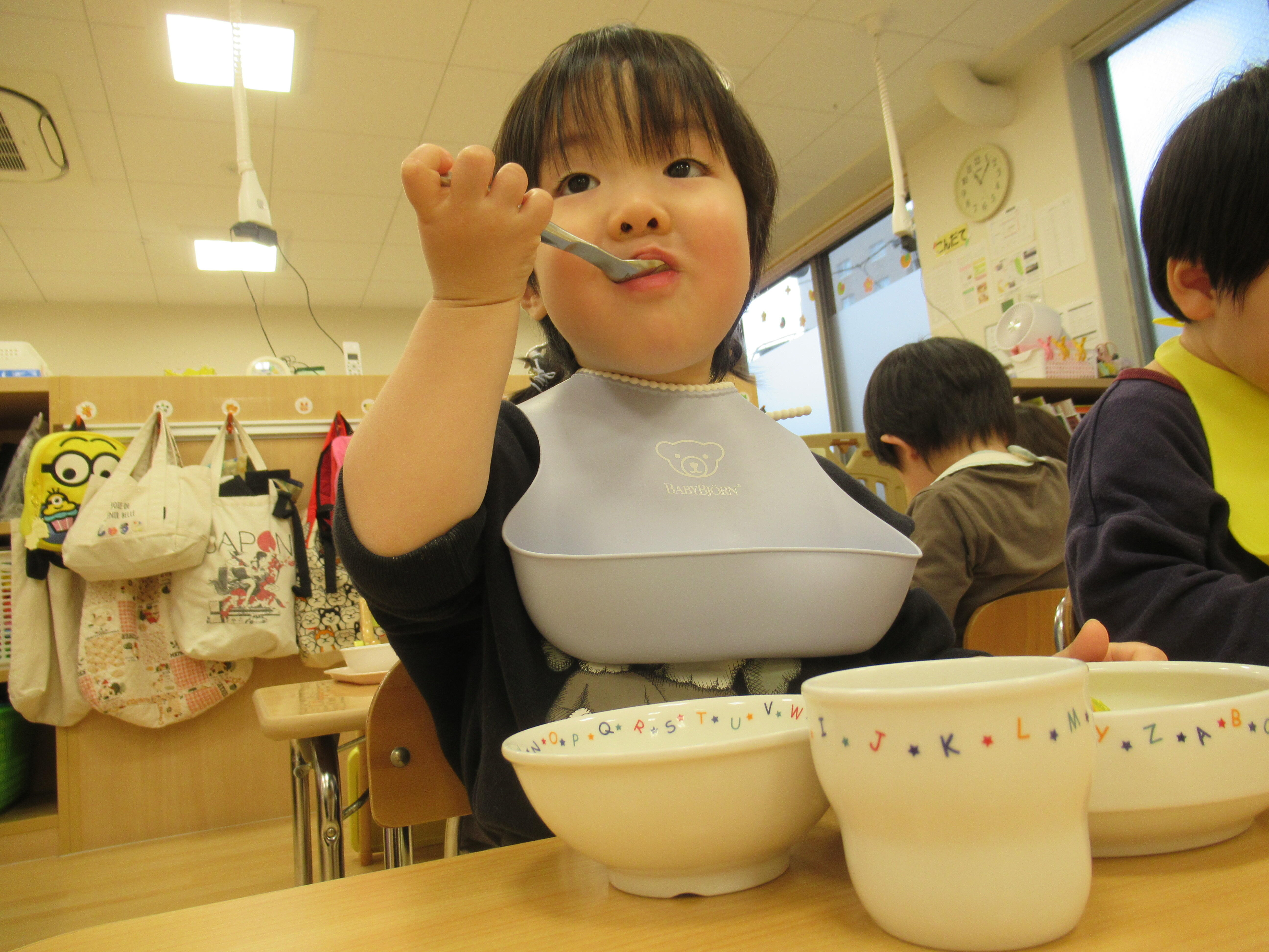 今日の給食もおいしいね！