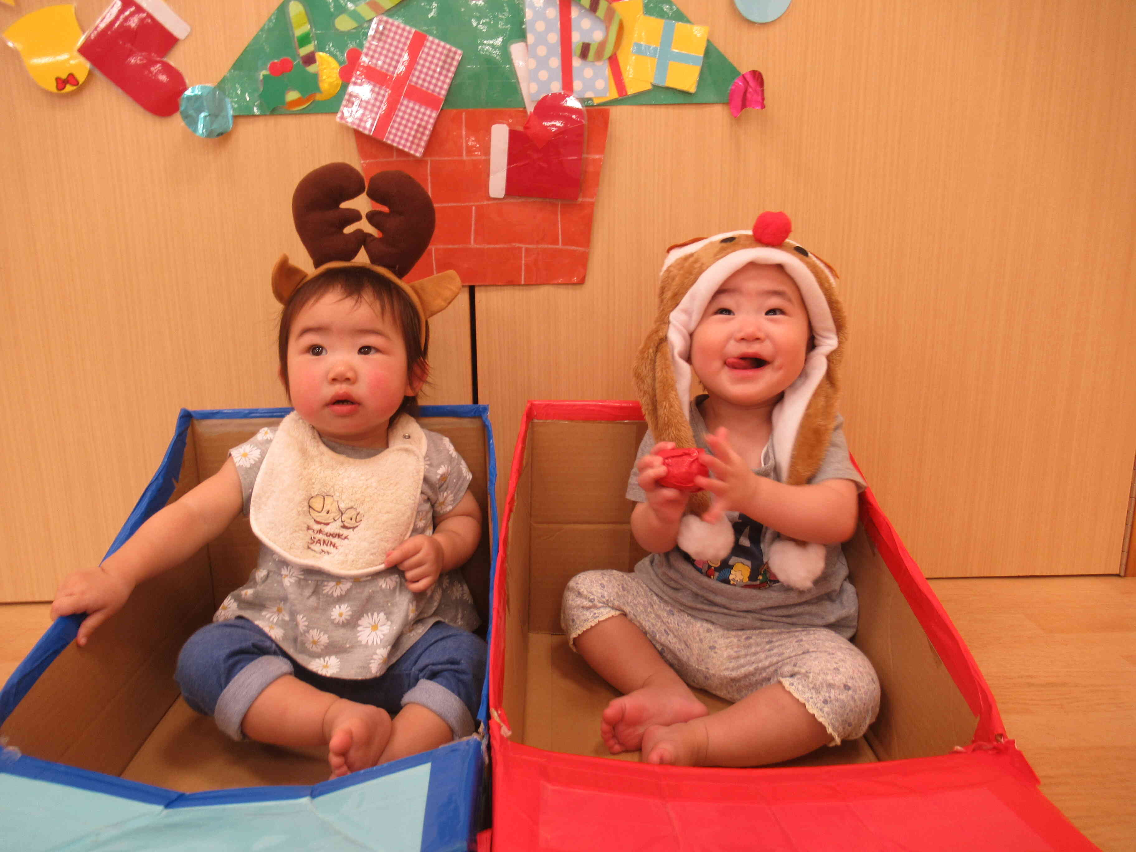 ソリに乗って競争しよう☆