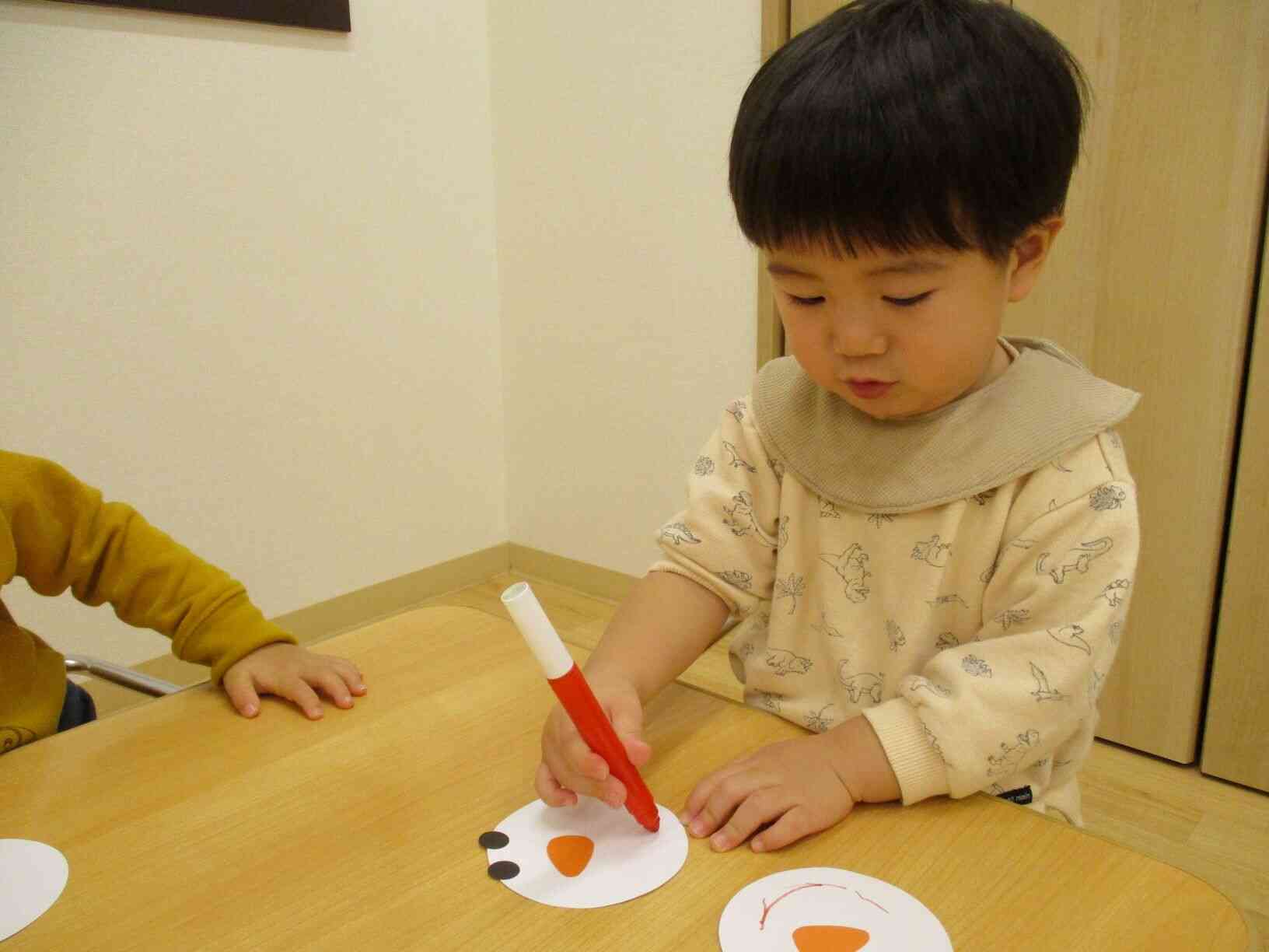 雪だるまの製作をしました