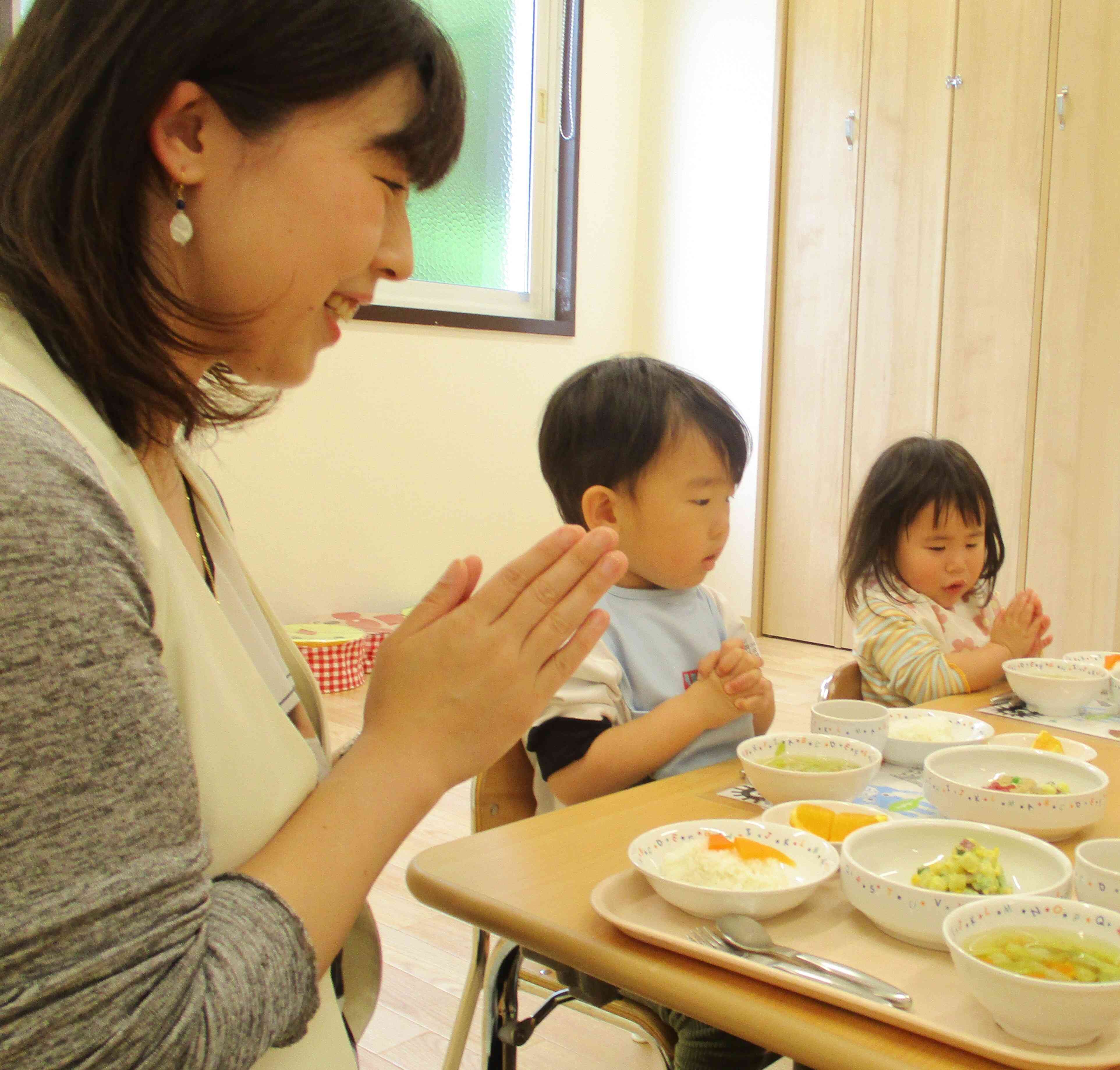 みんなでお給食の時間