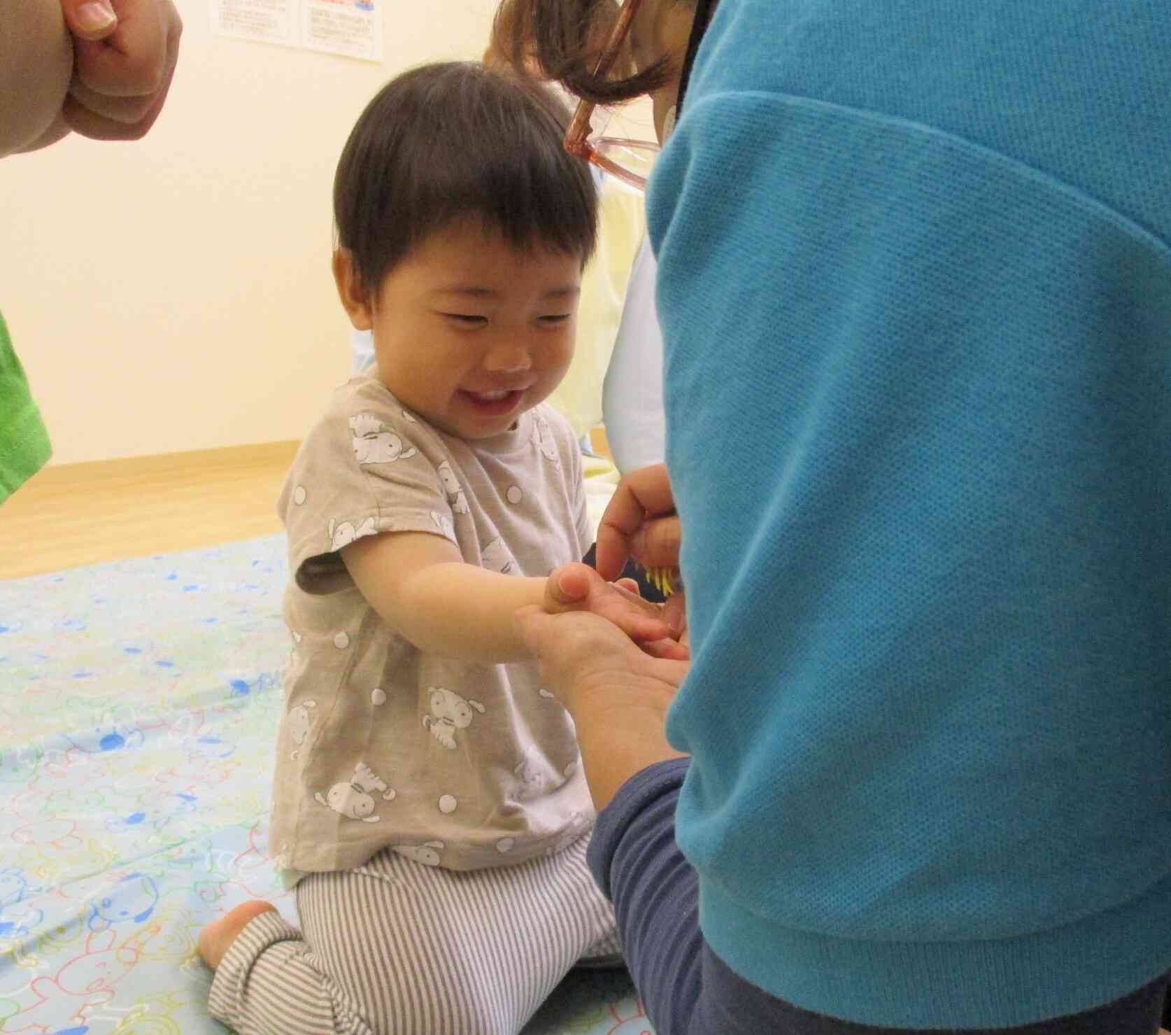 くすぐったいよ～！