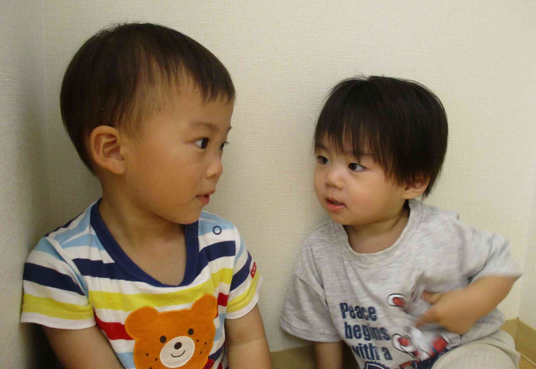 こしょこしょ、内緒のお話。