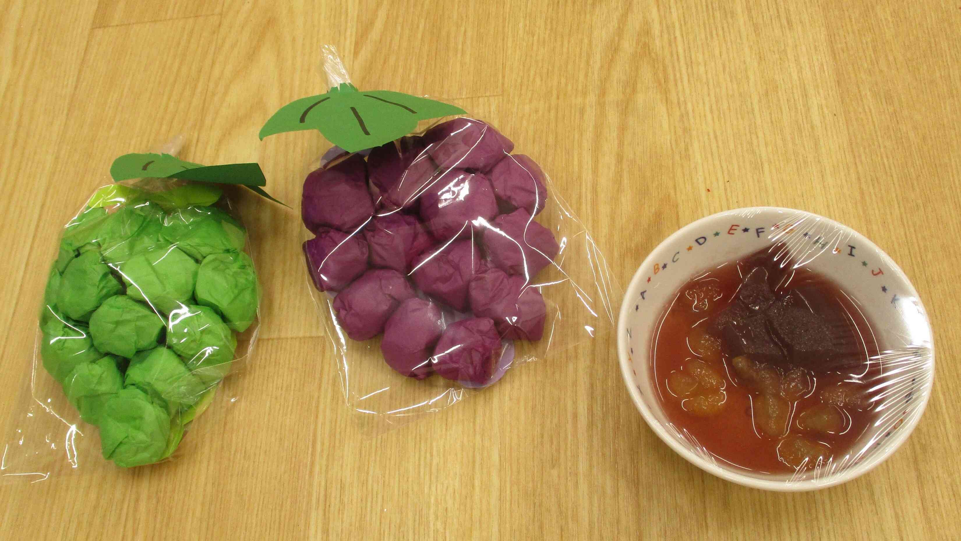 午後のおやつぶどうゼリー