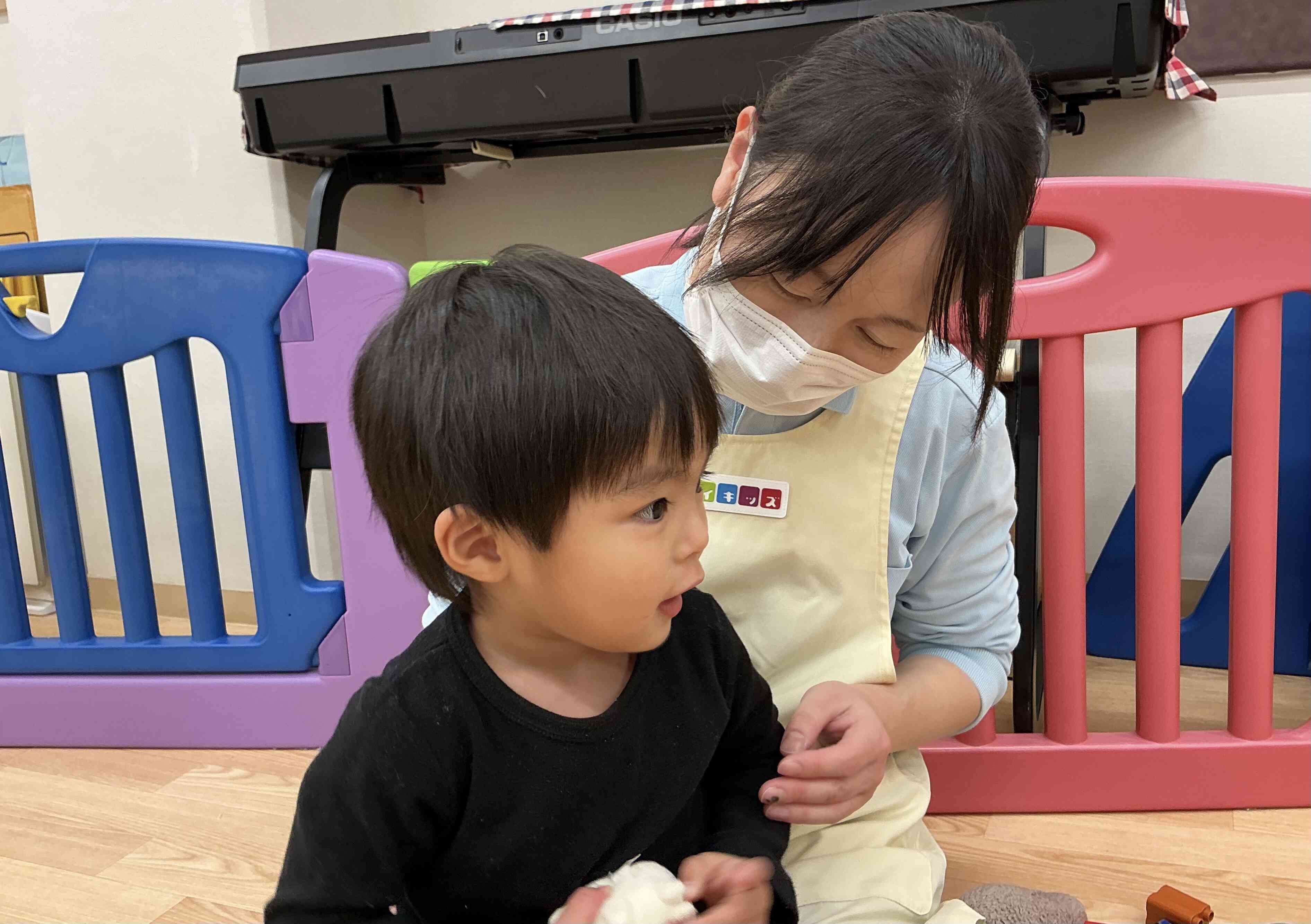 先生のおひざ大好き！