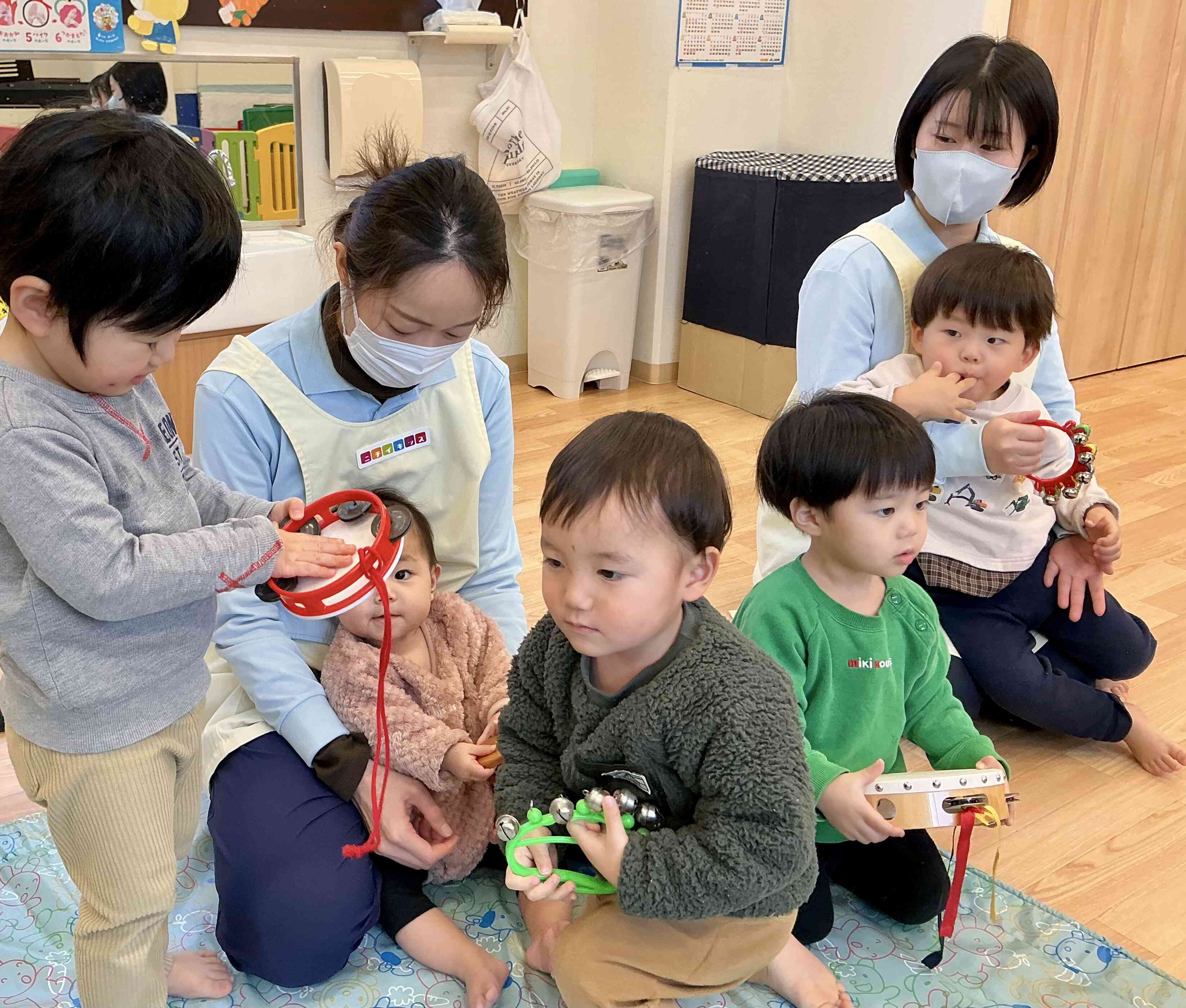 いろんな楽器で合奏！キレイな音色が響きました。