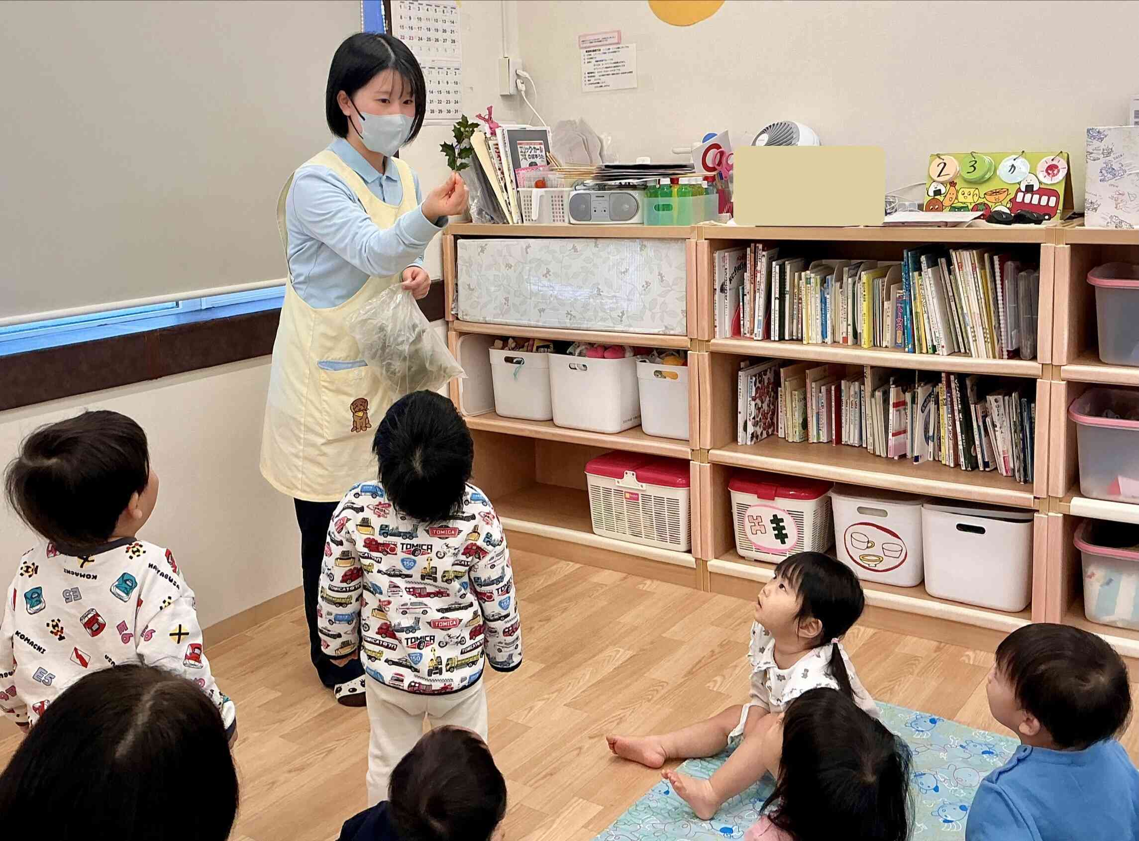 ひいらぎの葉っぱはトゲトゲしているから、オニさん嫌いなんだって！