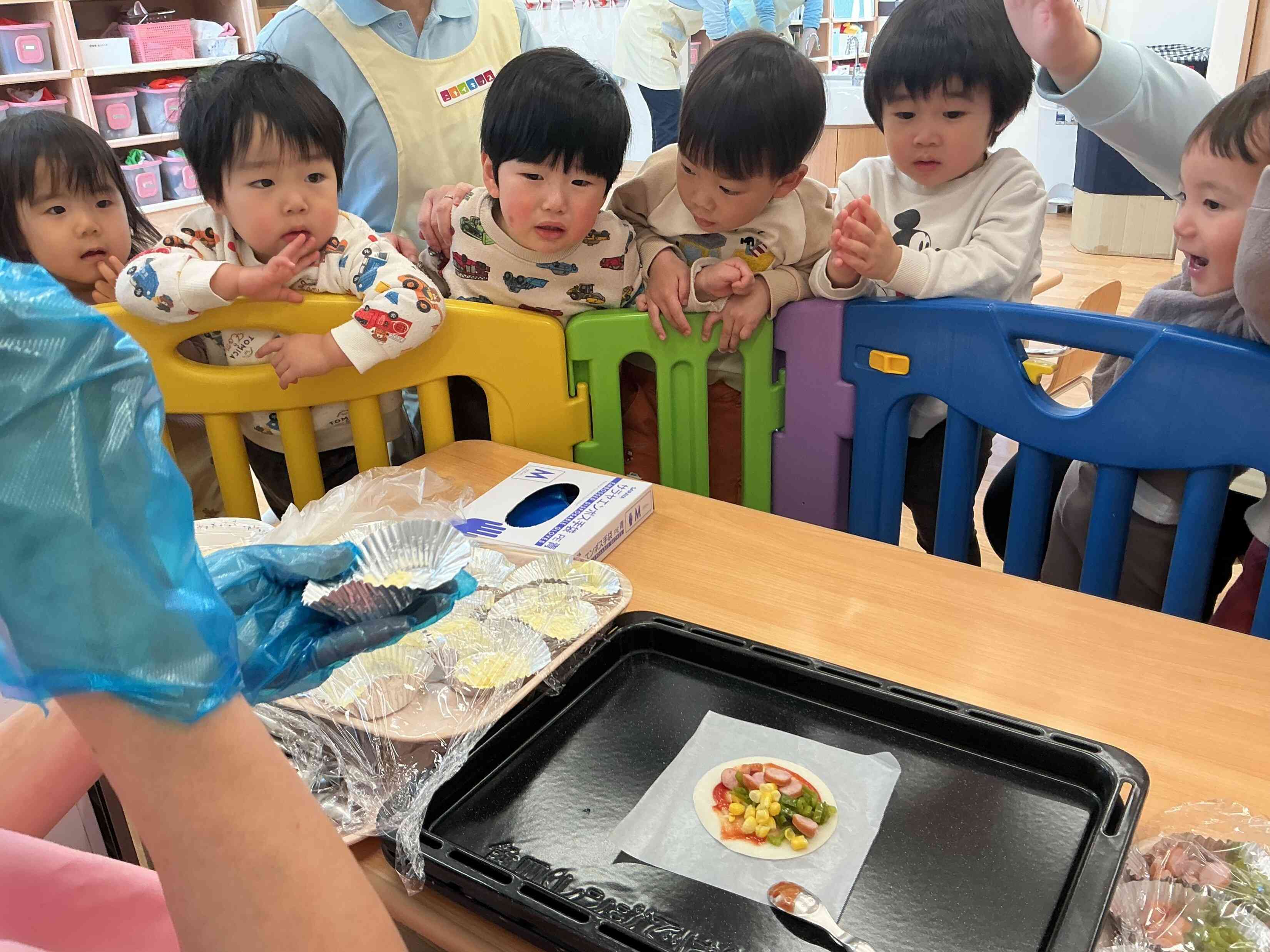 【食育】餃子の皮でピザ作り