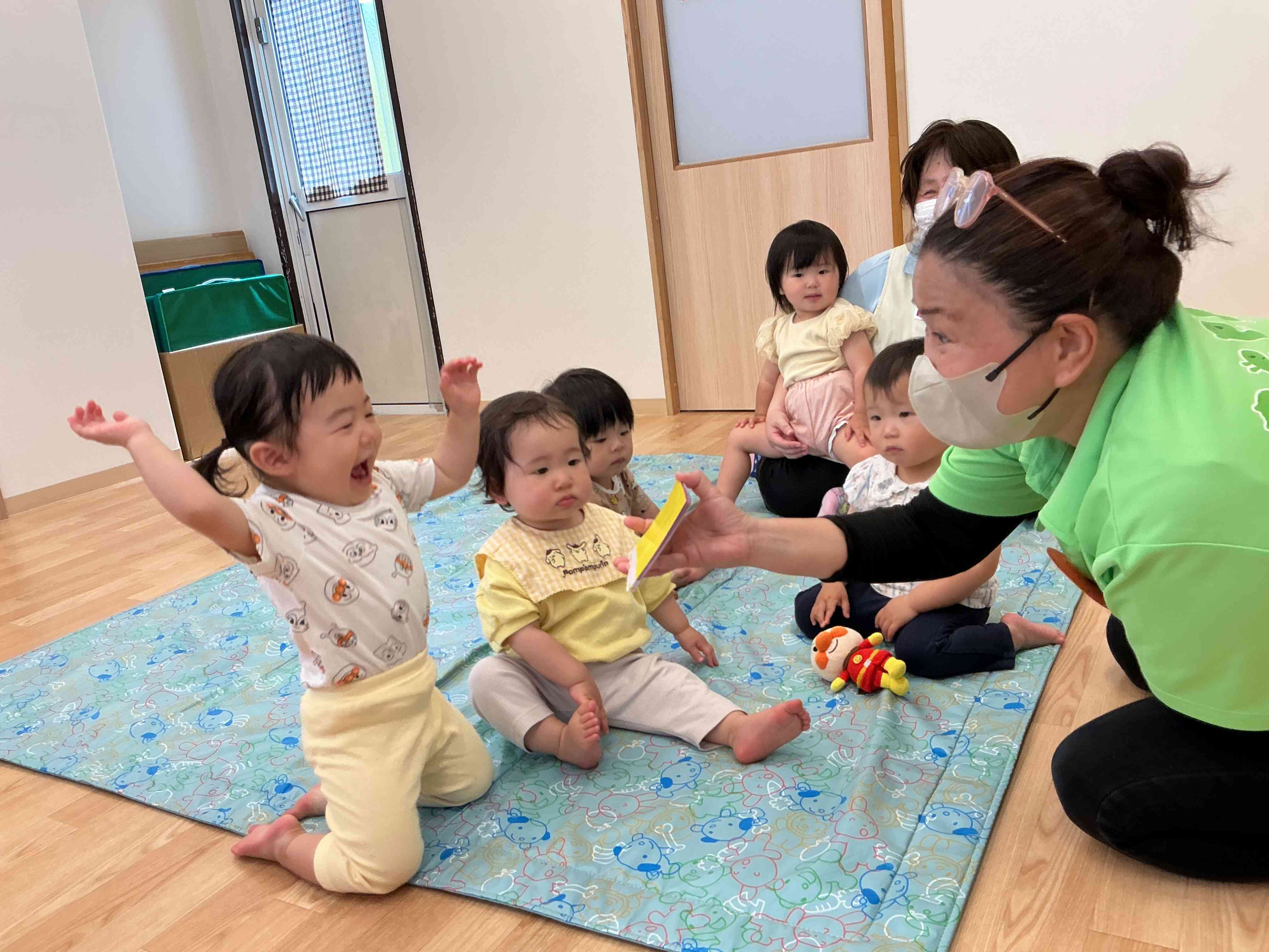 英語教室〜あひる組〜（1歳児）