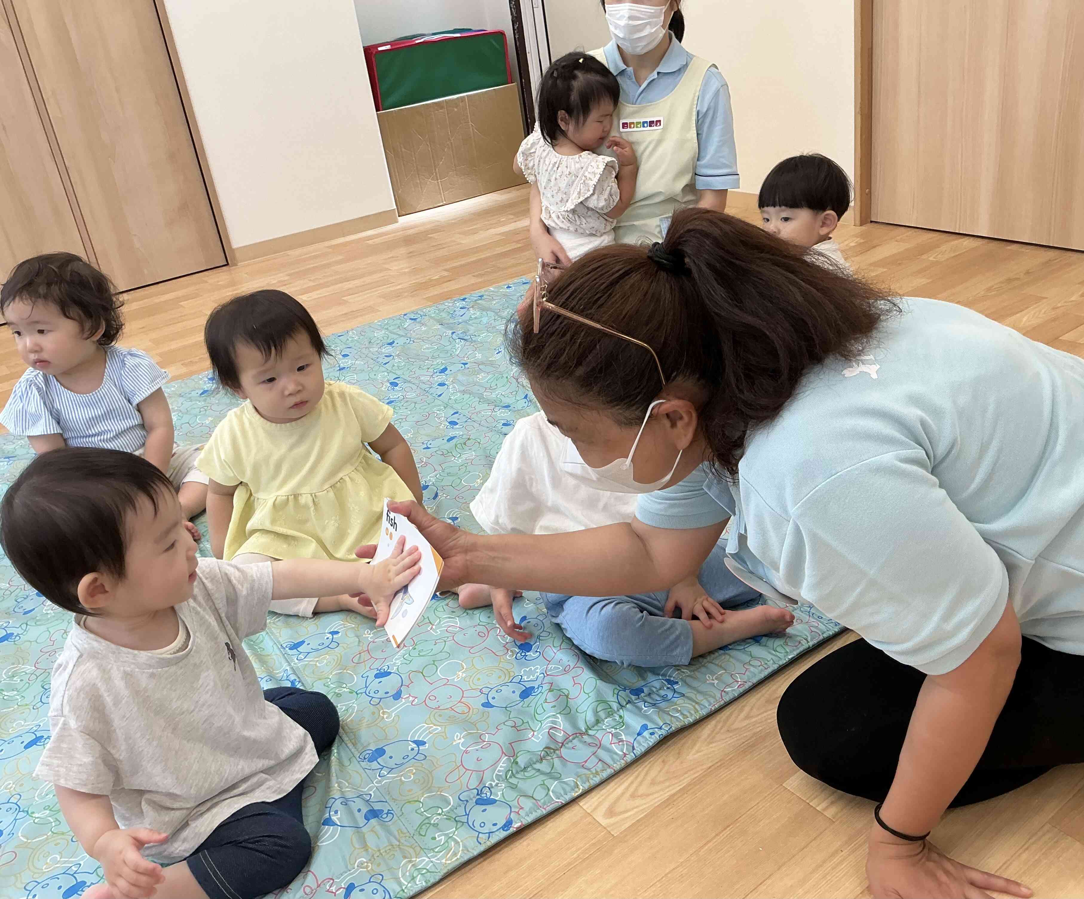 英語教室　あひる組（１歳児）