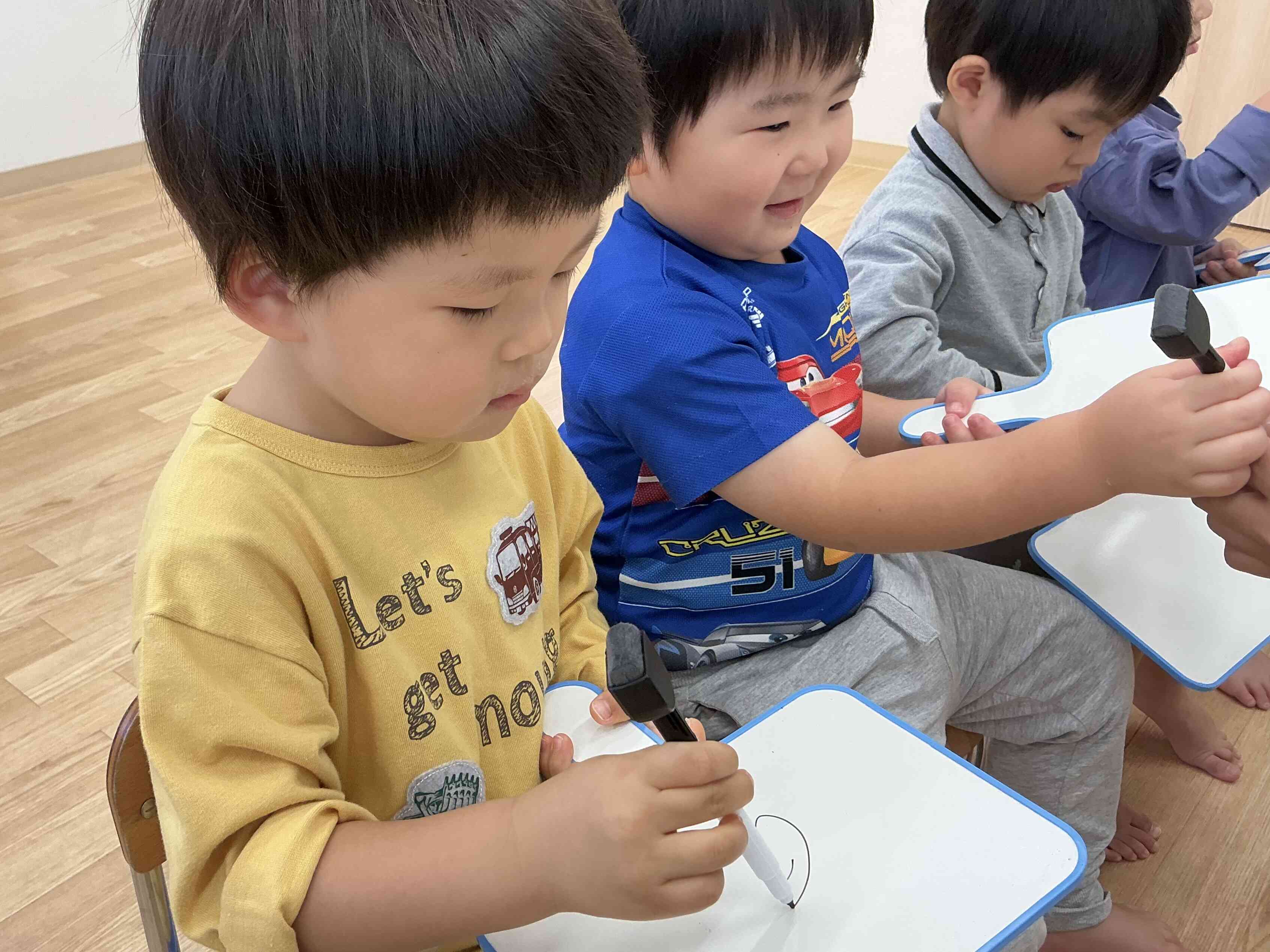 英語教室〜うさぎ組(2歳児)〜