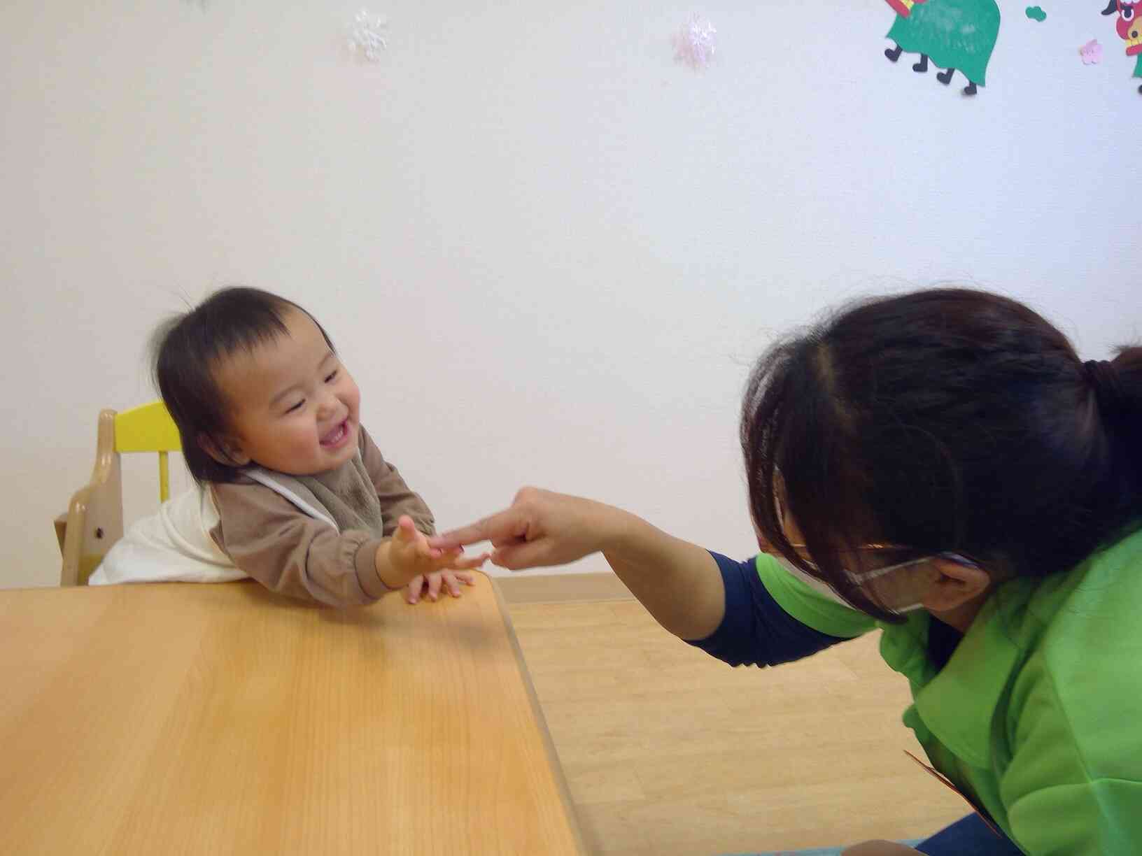 英語～ひよこ～（０歳児）～
