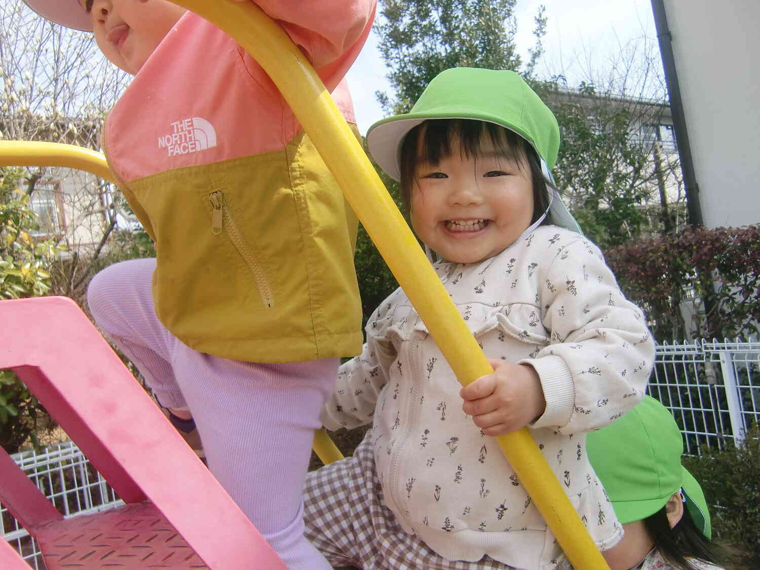 滑り台　大好き♡