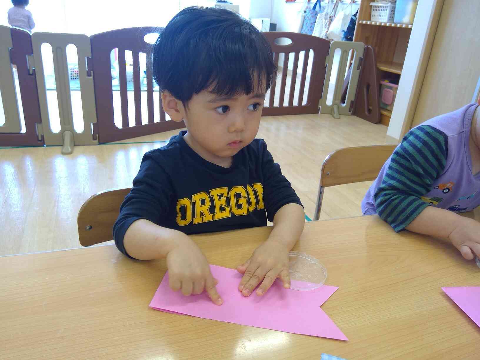 こいのぼり製作～うさぎ組（２歳児）～