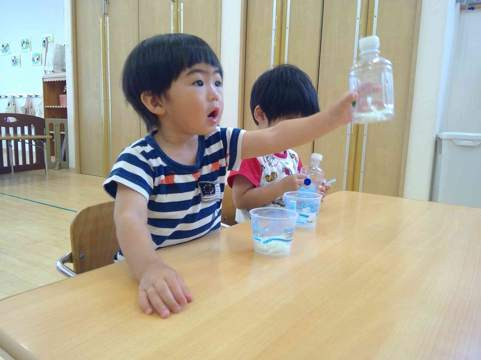 あーけーてー！