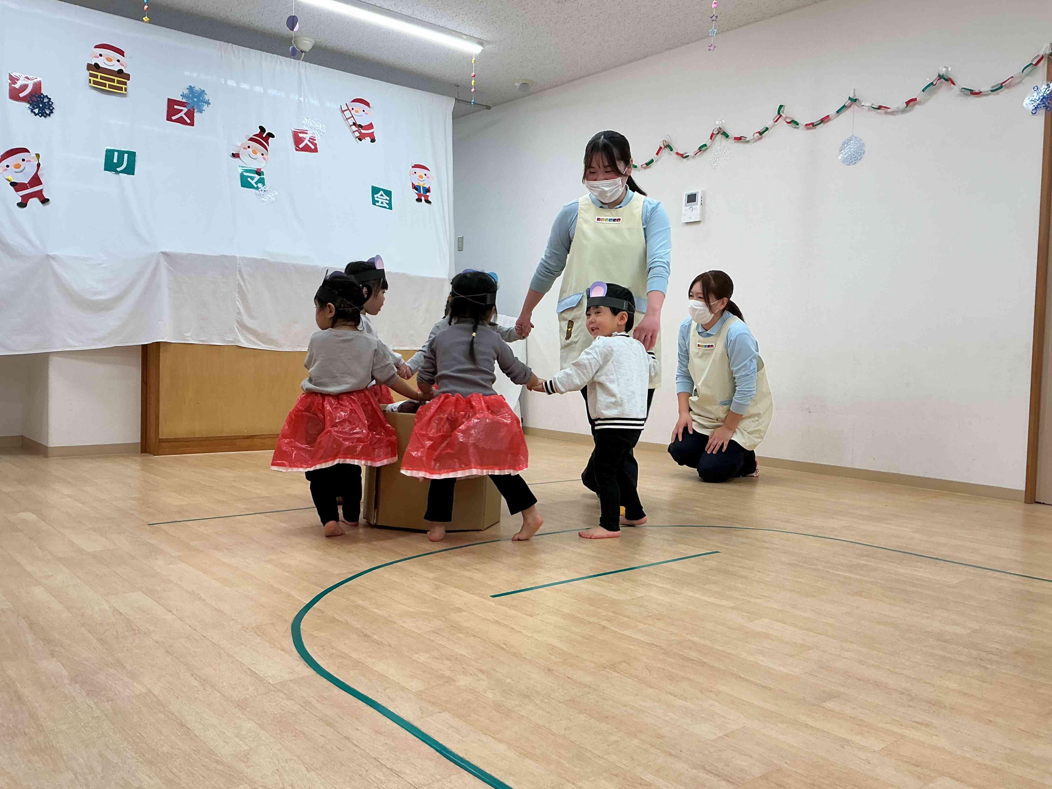 クリスマス会〜うさぎ組（2歳児）〜