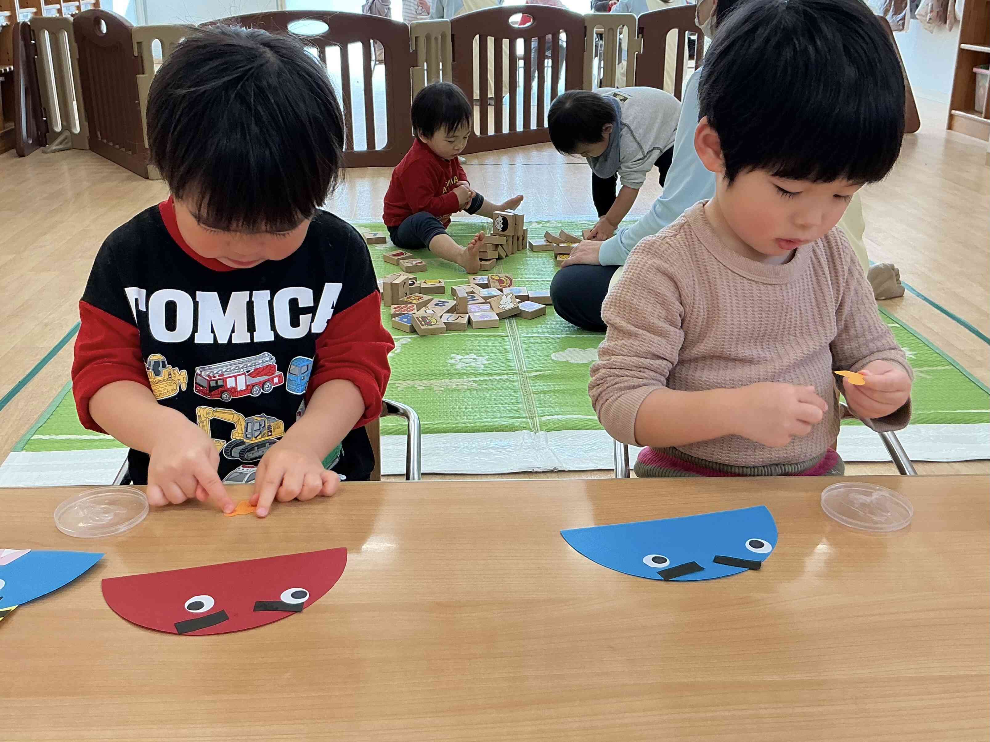 おにのお面製作〜あひるぐみ(1歳児)〜