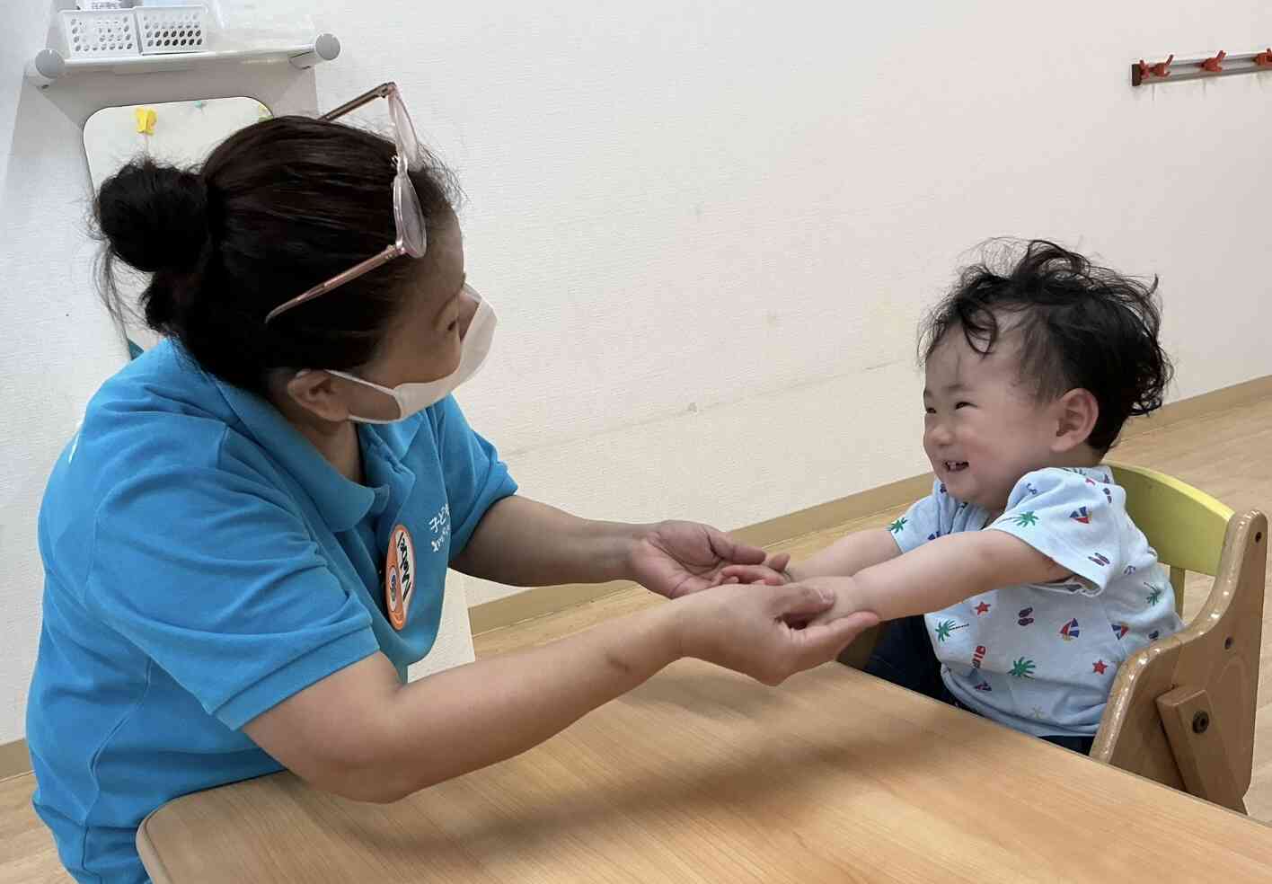 英語教室〜ひよこ組(0歳児)〜