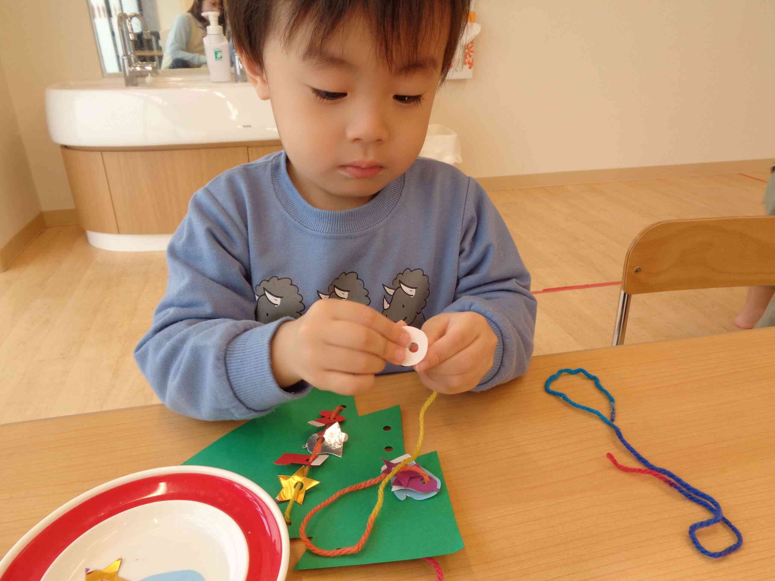 クリスマスツリー作り