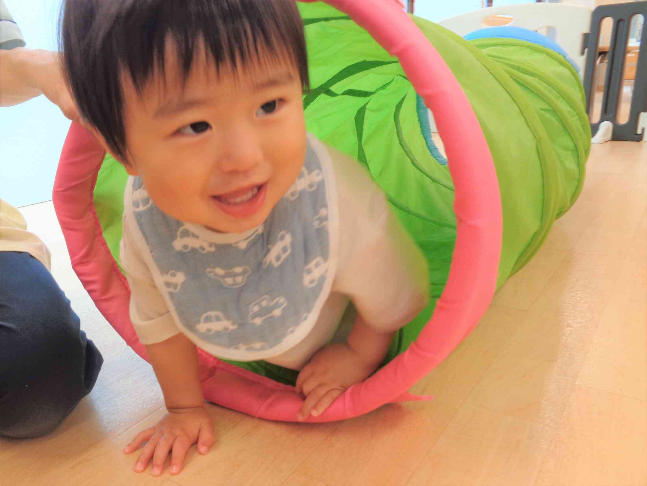 トンネル楽しい！