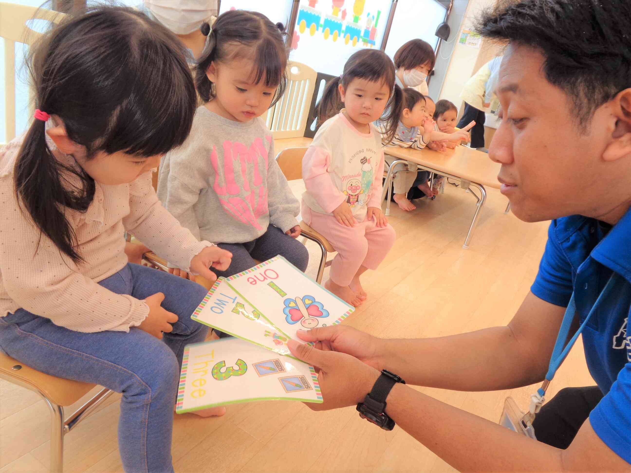 月に２回英語教室があります。