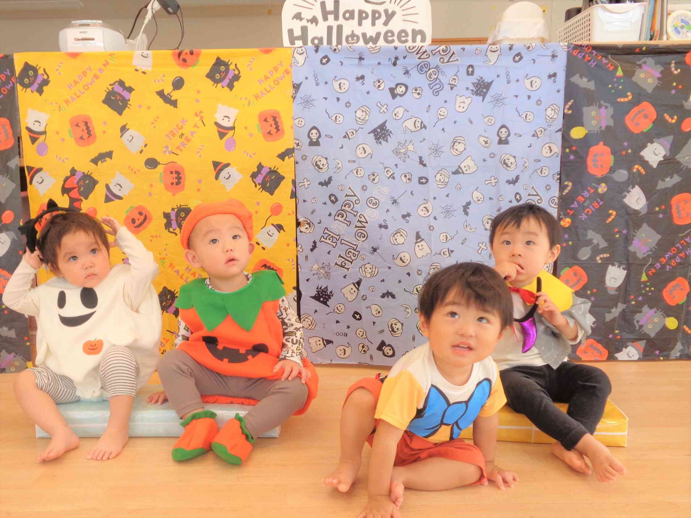 あひる組（１歳児）さんの仮装です❤
