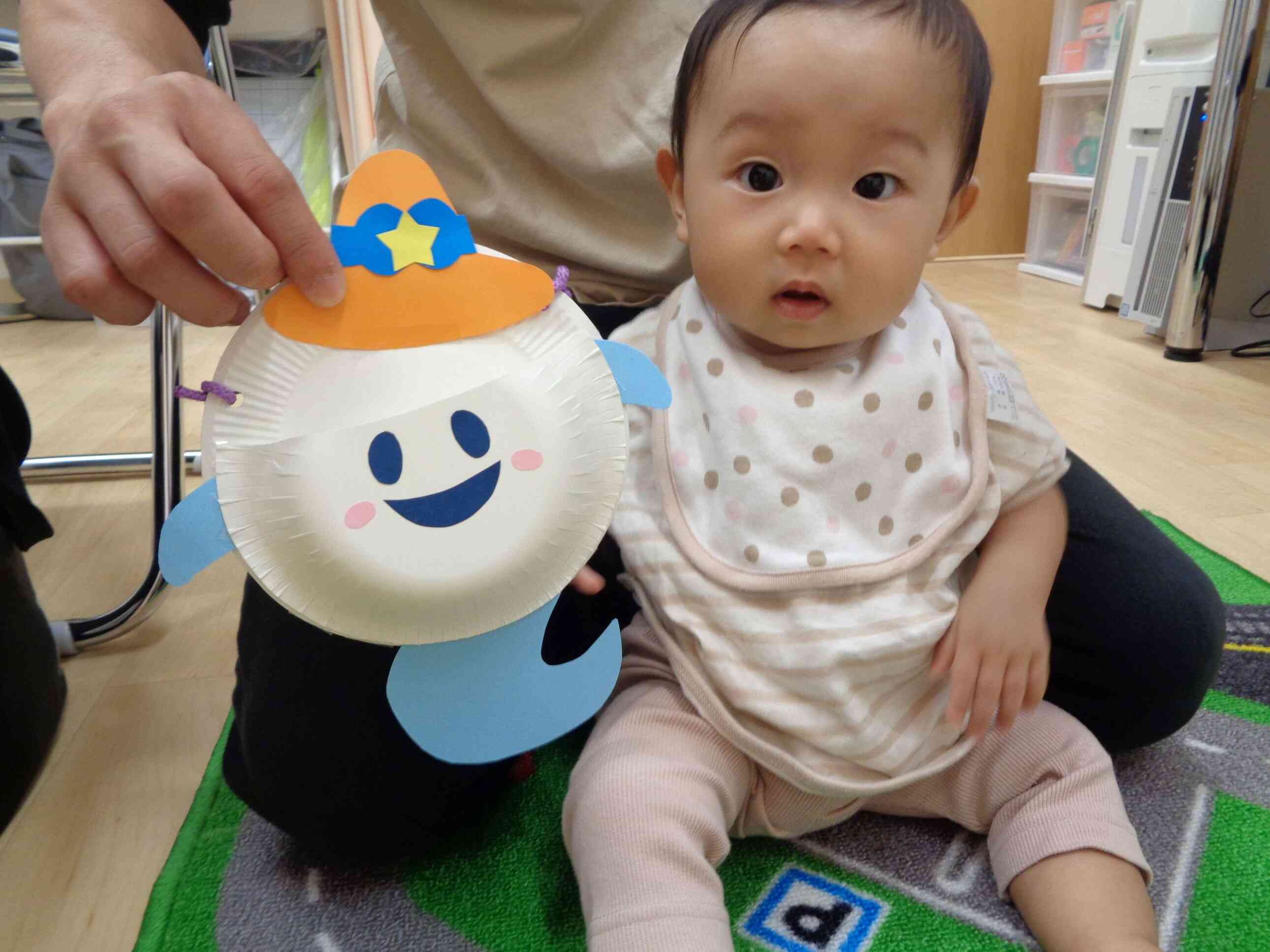 『英語教室・お散歩バック作り♬』英語教室に参加後、ハロウィンの可愛らしいおばけのバッグと写真を撮らせていただきました❤