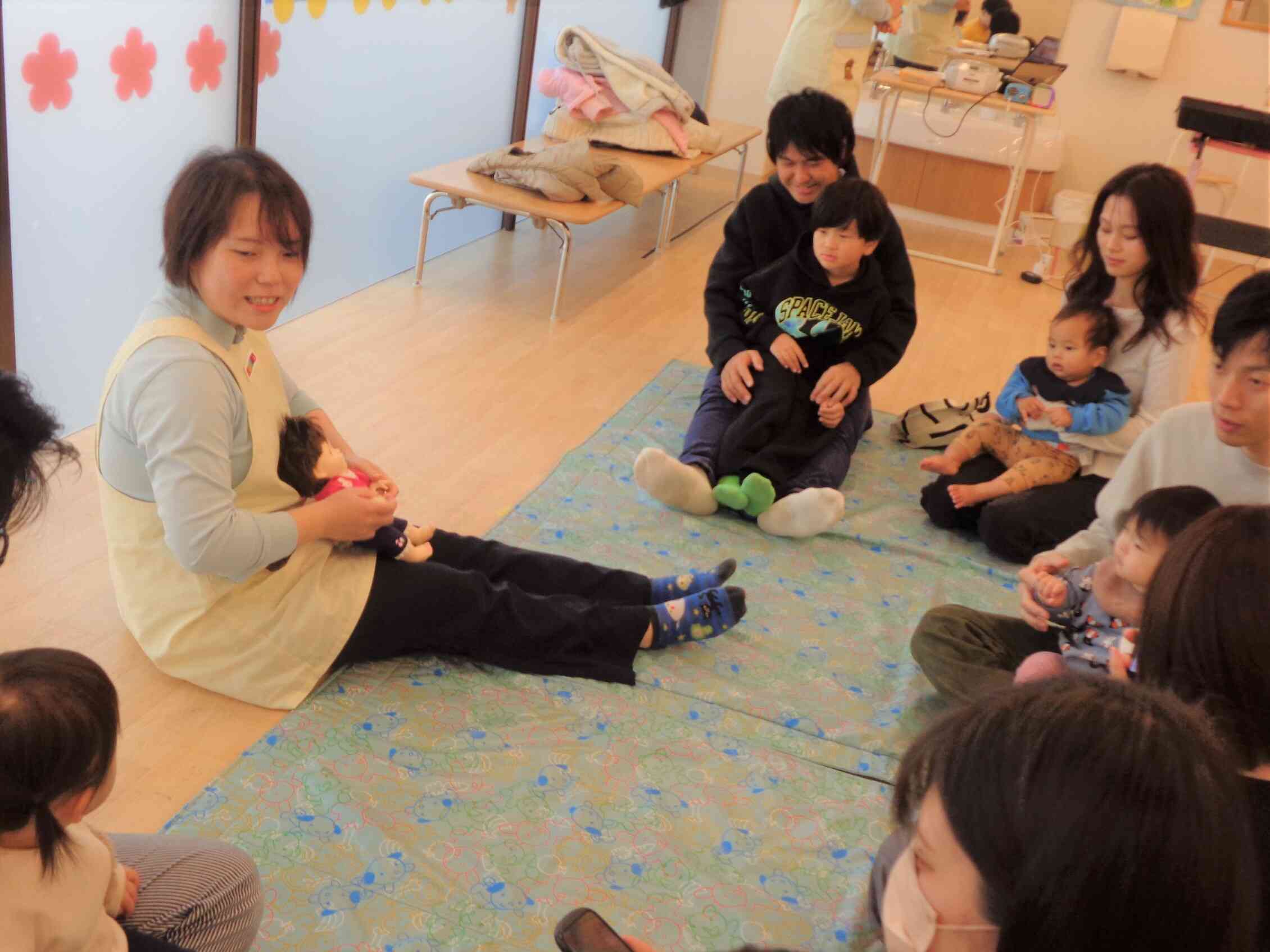 先生と一緒にふれあい遊び♬