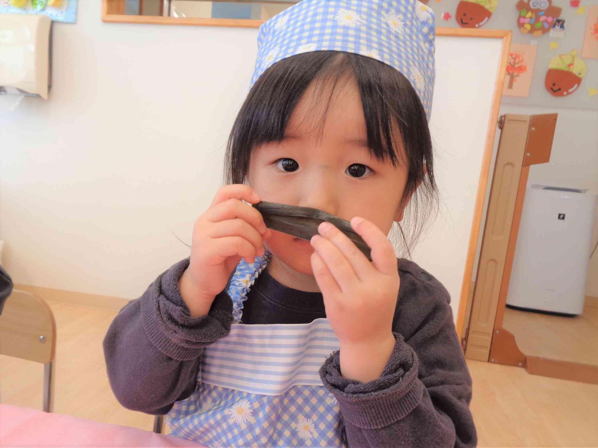 11月の食育活動～だし体験～