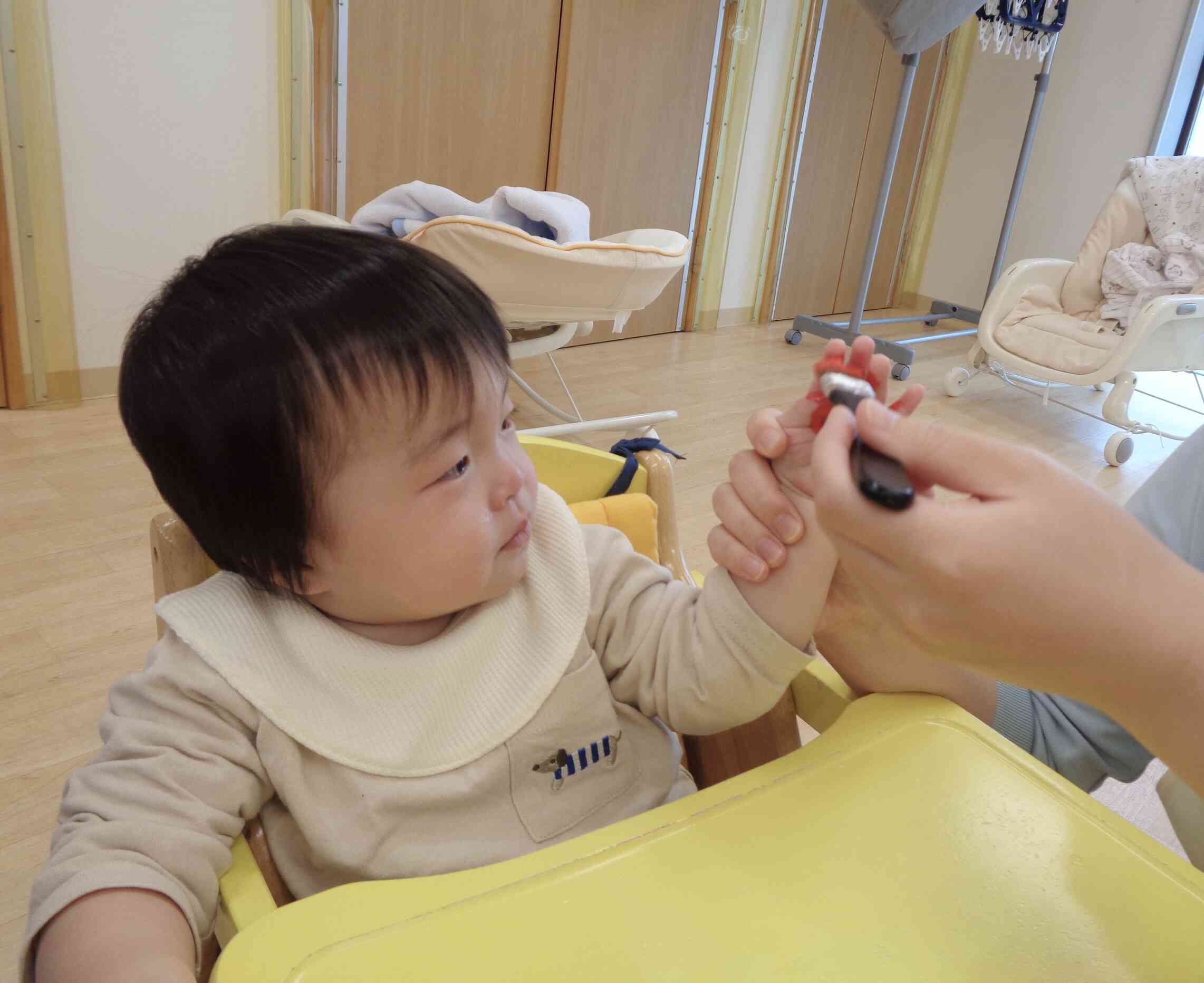 筆にちょんちょんしたよ♪