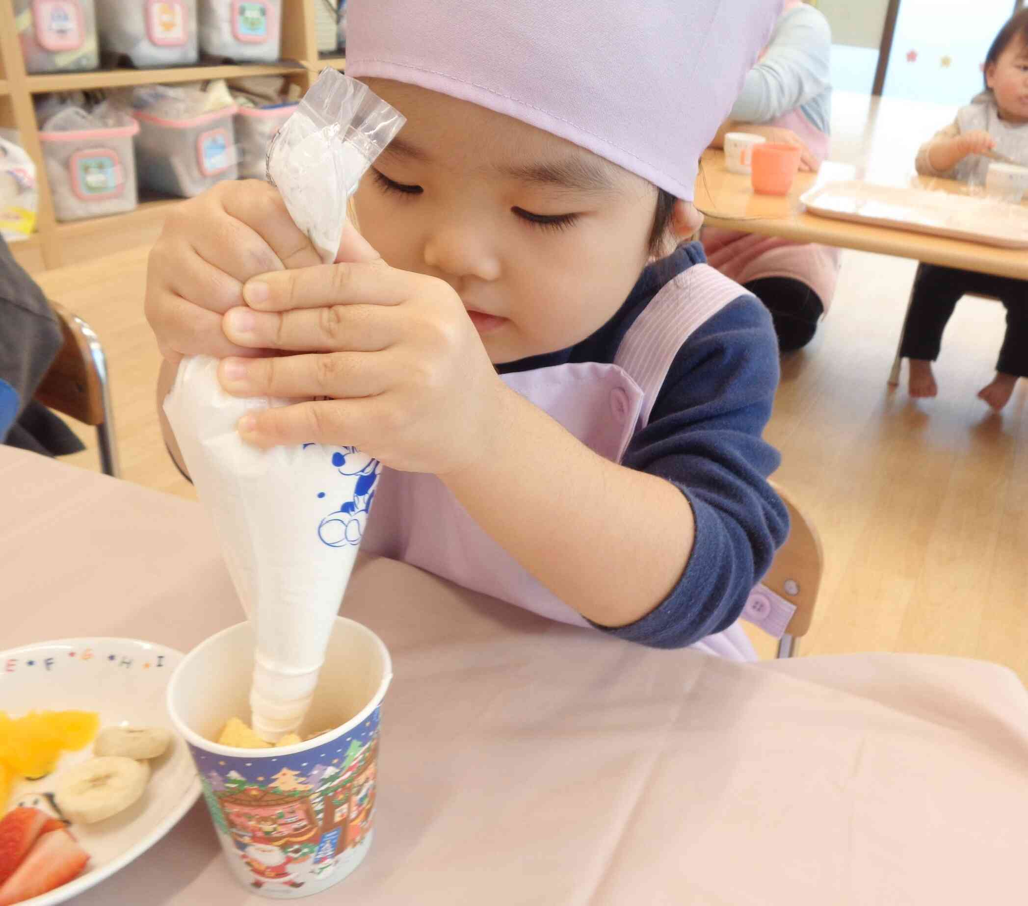 クリーム絞り楽しいな❤️