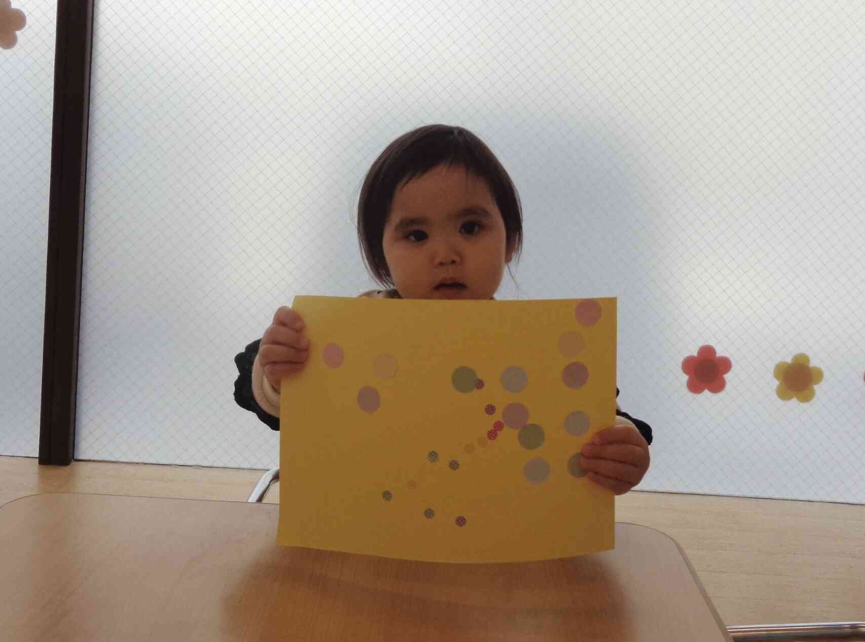 シール上手に貼れたよ⭐︎