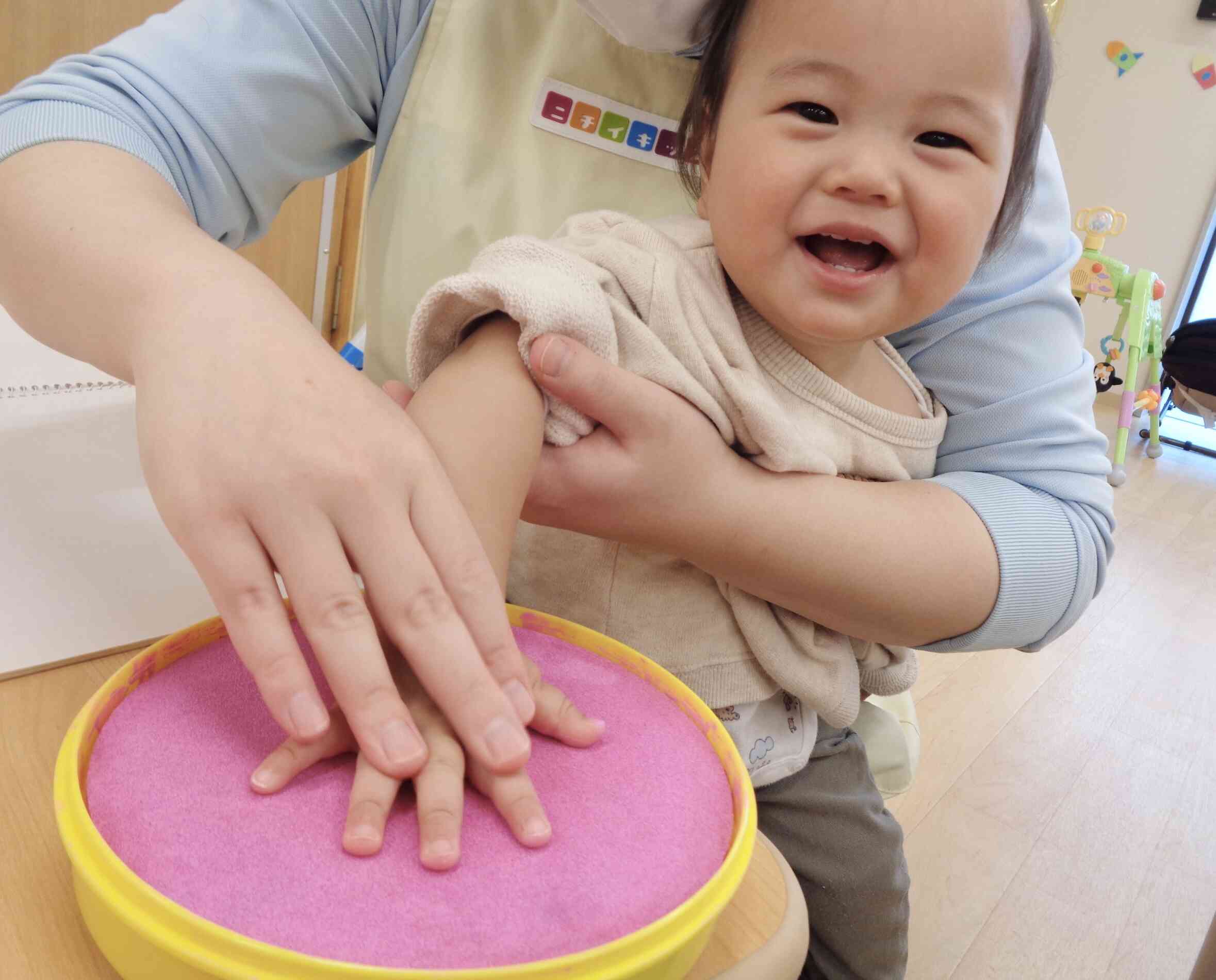 ３月の制作☆ひよこ組（0歳児）