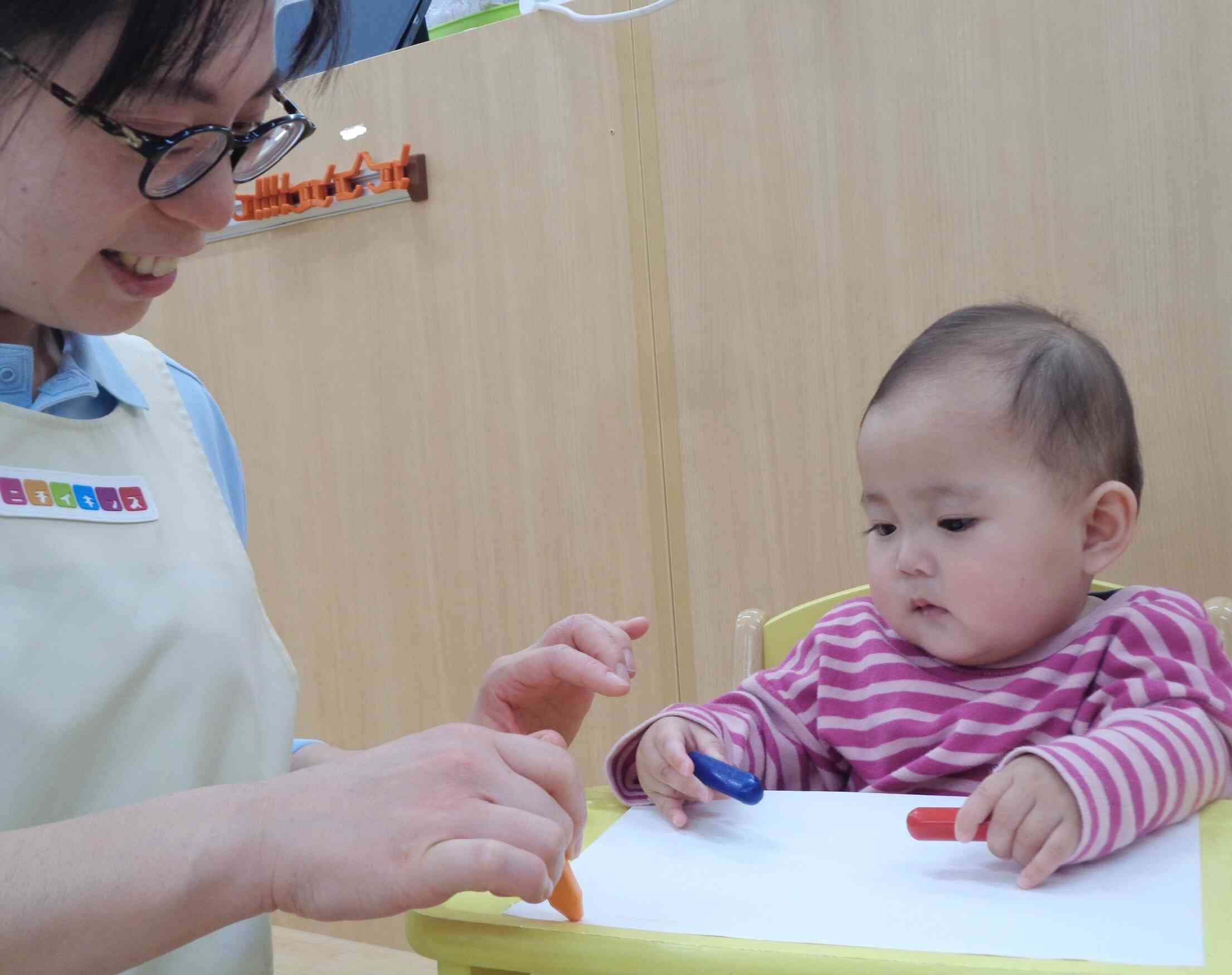 ４月の製作♪０歳児（ひよこ組）