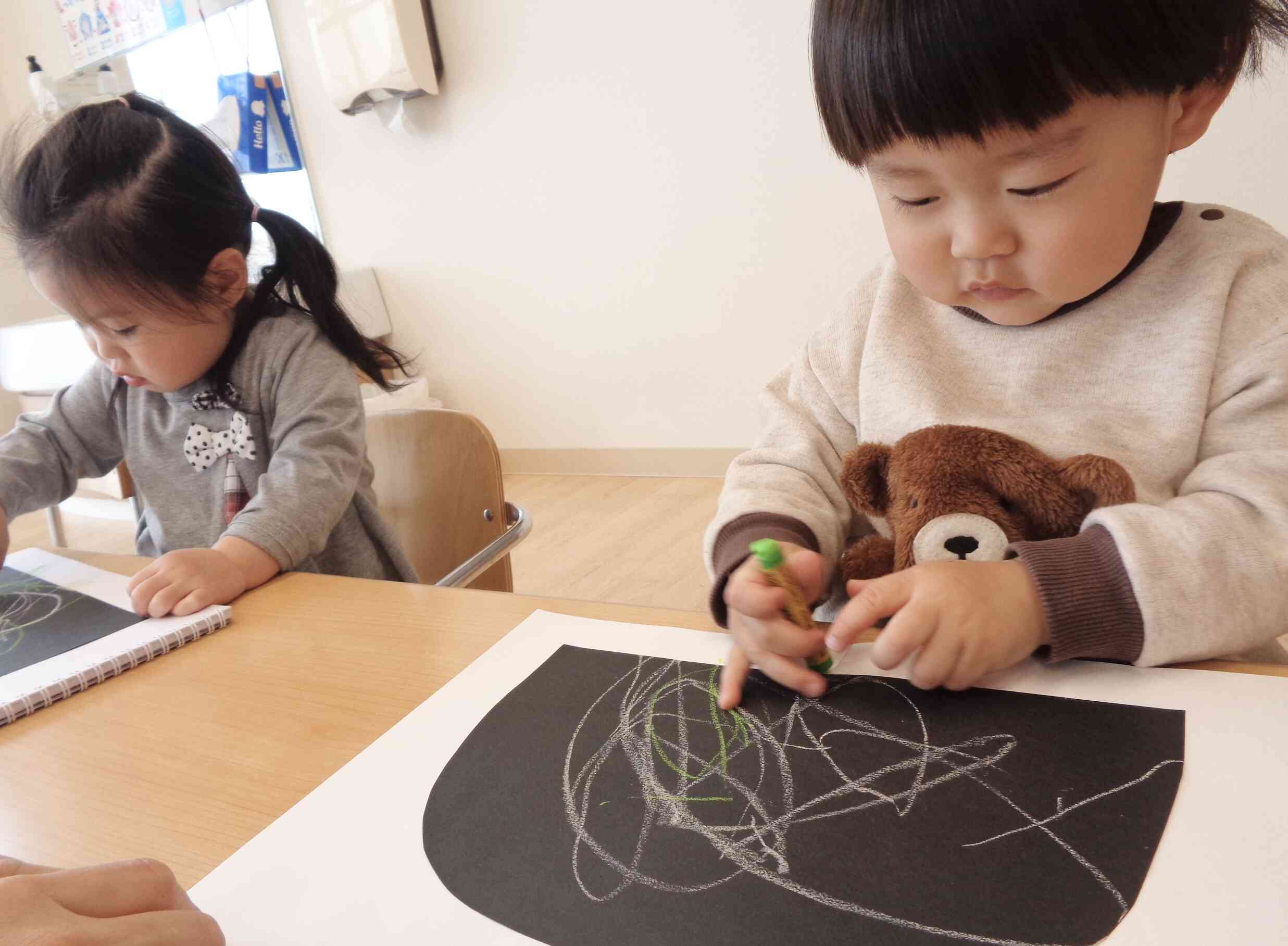 5月の制作♪あひる組（1歳児）