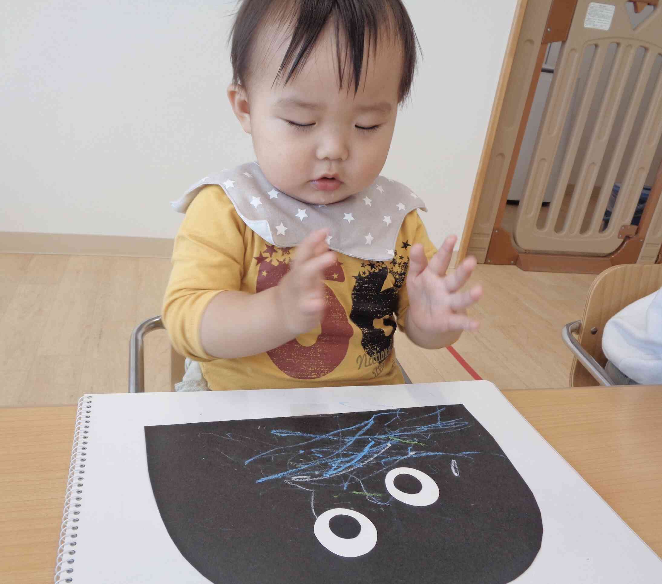 上手にお目目貼れたよ♪