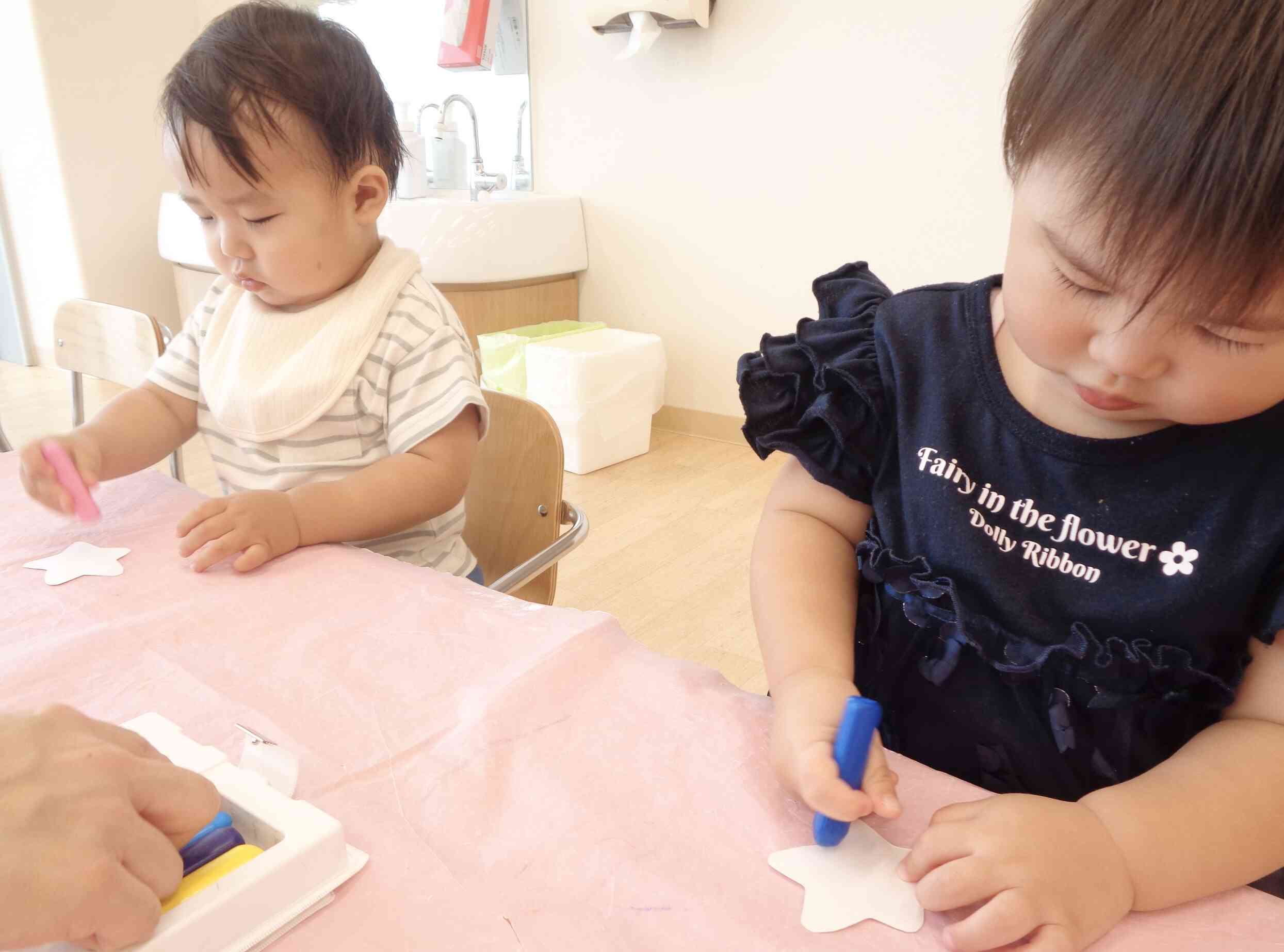８月の製作♪あひる組（1歳児）