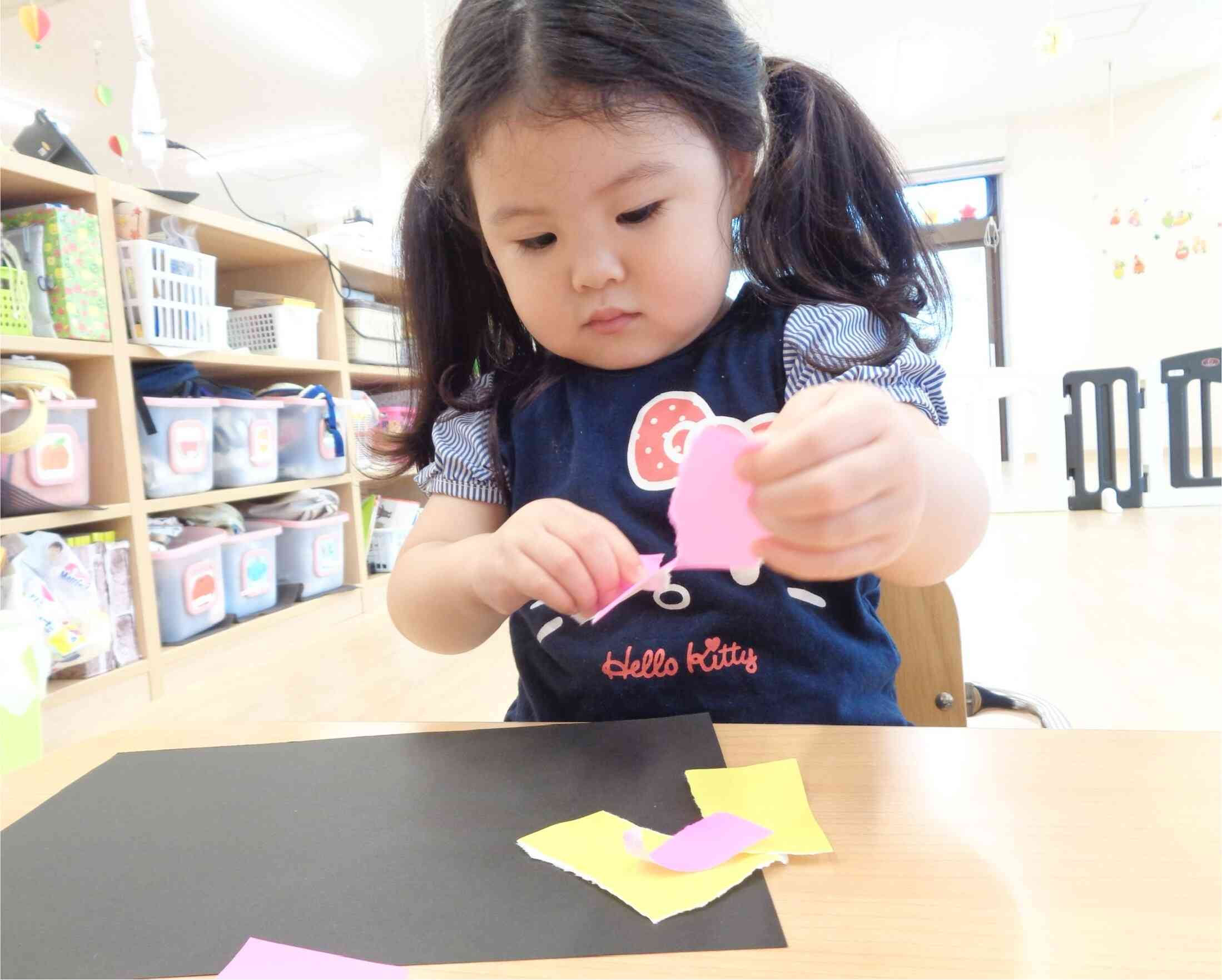 10月の製作♪あひる組(1歳児)